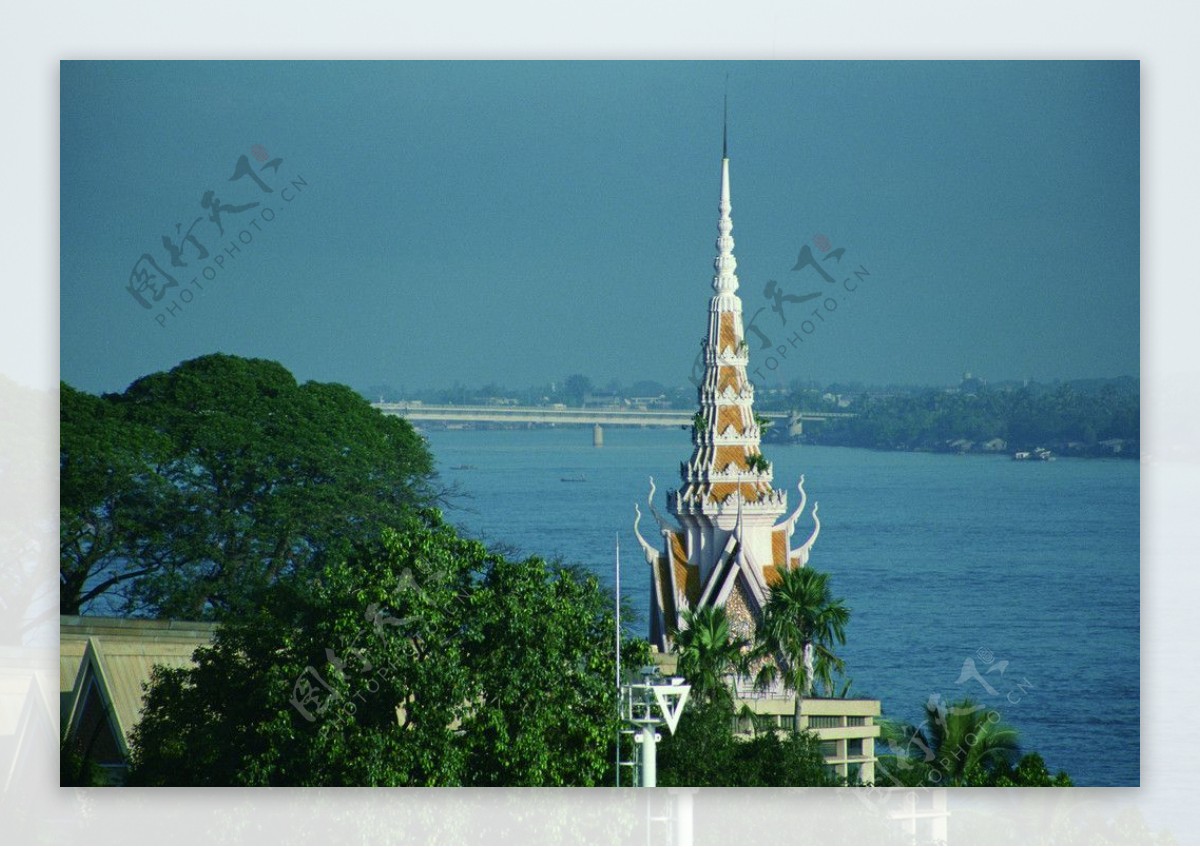 柬埔寨尖塔图片