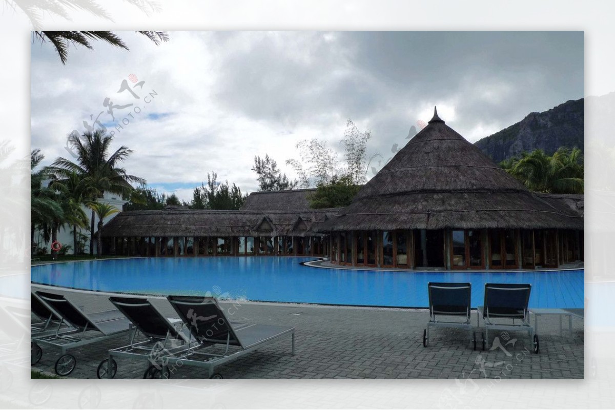 毛里求斯旅游度假村休闲区游泳池图片