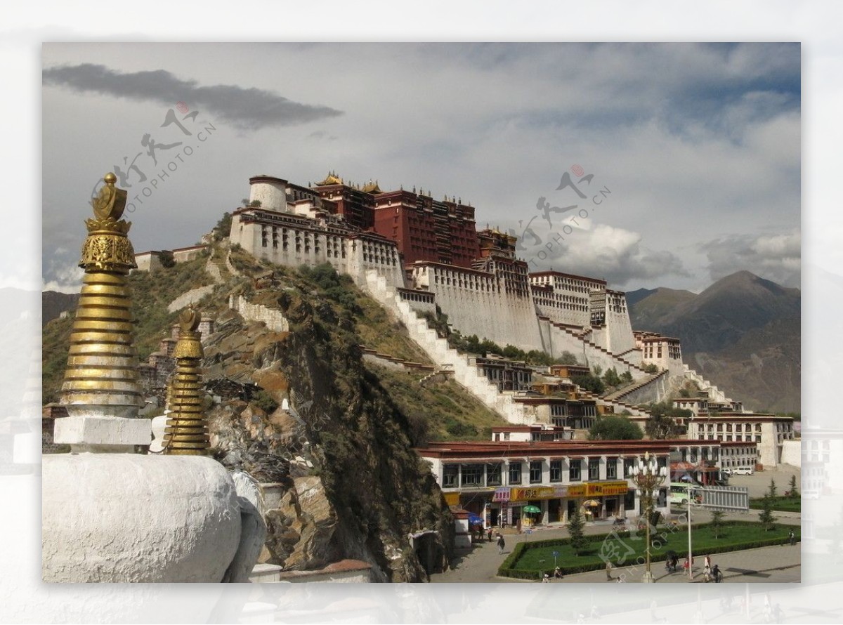 布达拉宫西藏拉萨中国宫堡式建筑群藏族古建筑艺术布达拉山吐蕃松赞干布文成公主图片