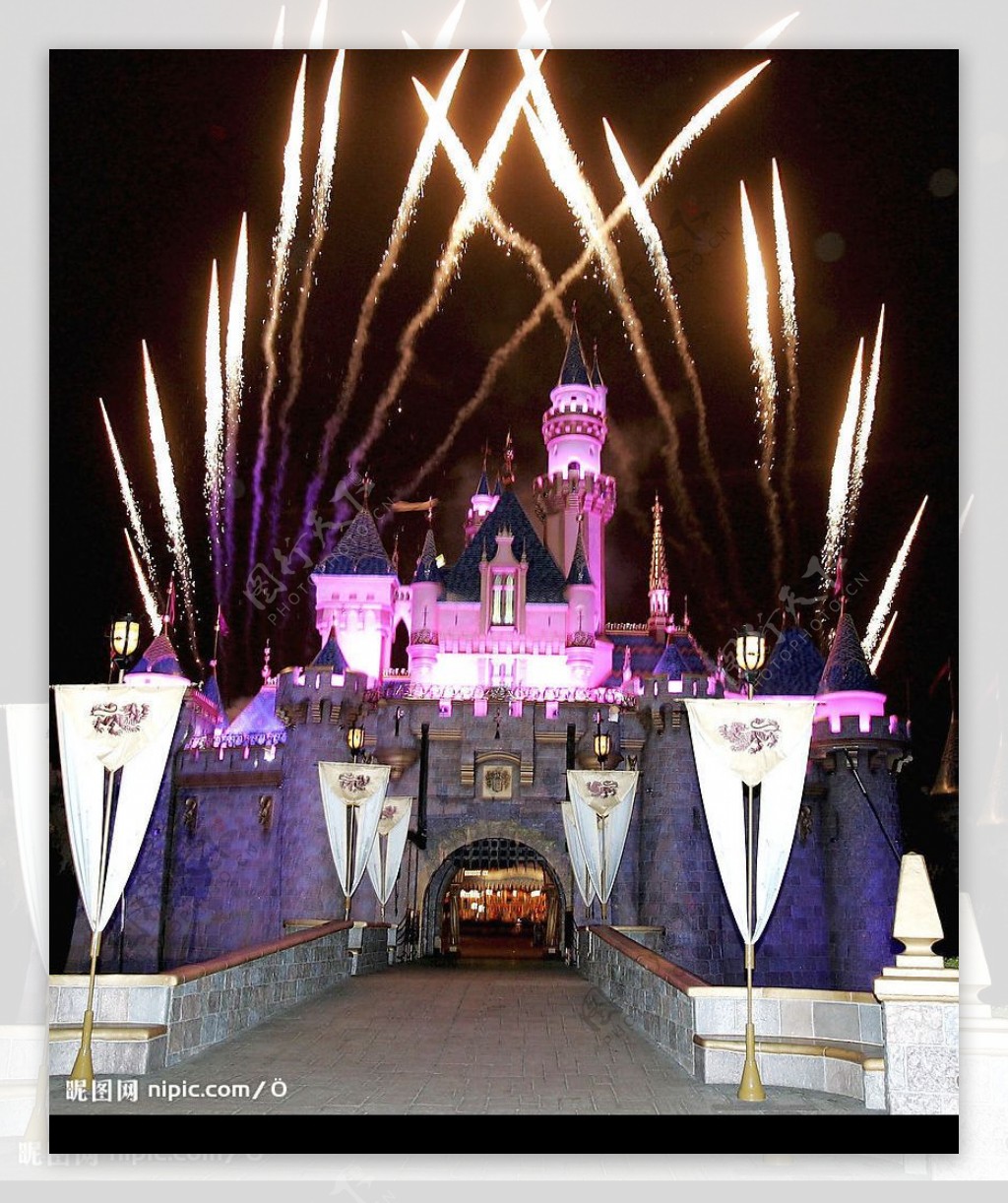 迪斯尼城堡夜景图片