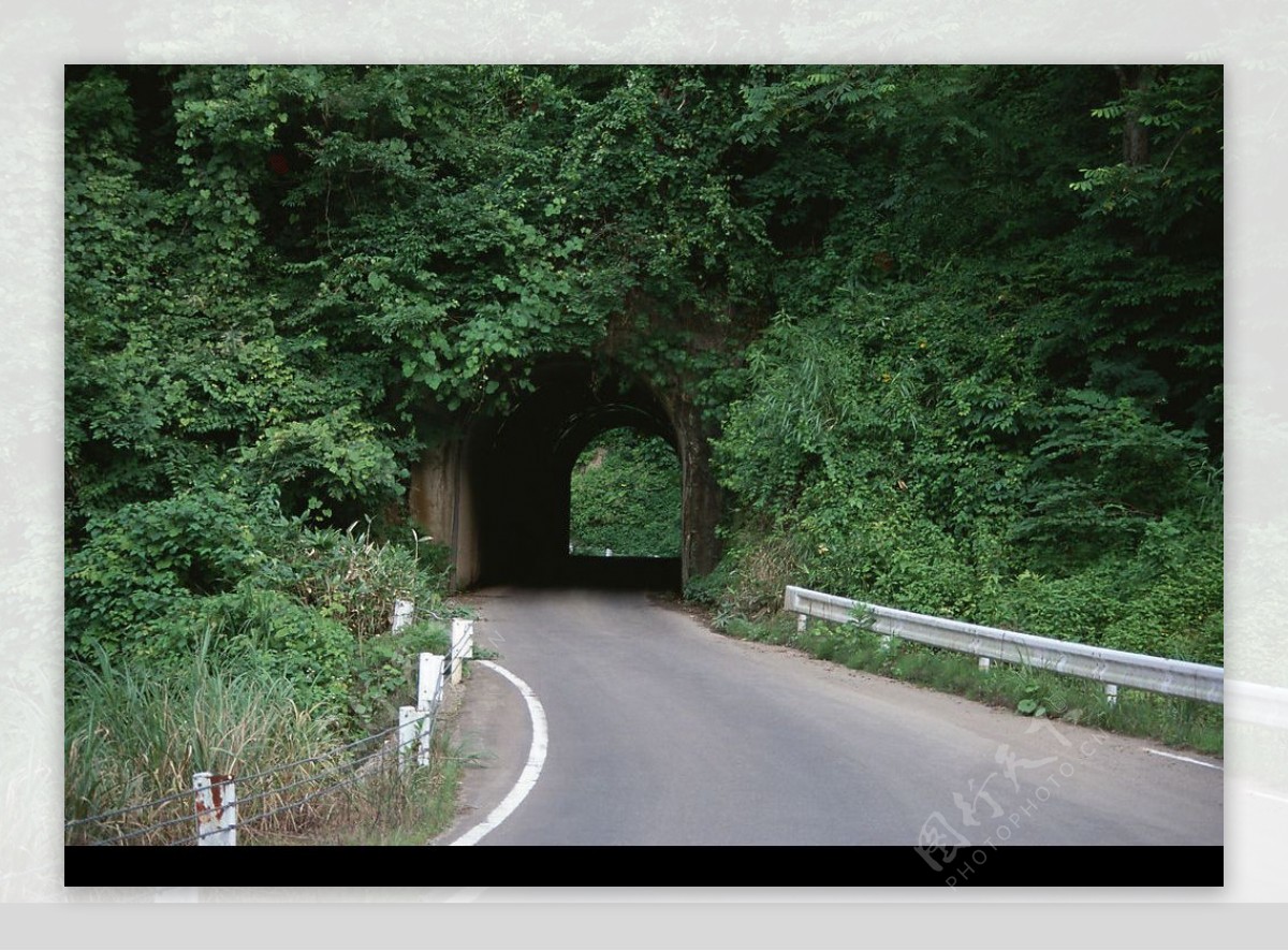 小隧道图片
