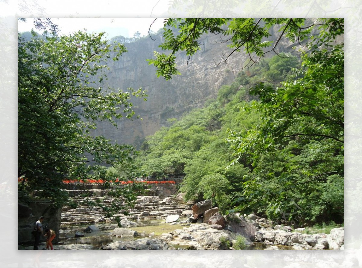 八里沟山间风景图片