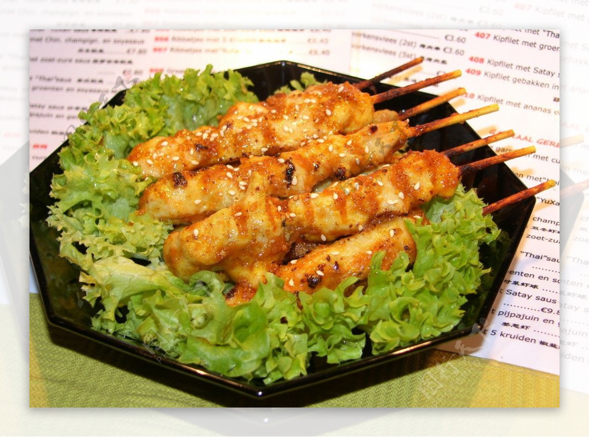 日式烤鸡肉串图片