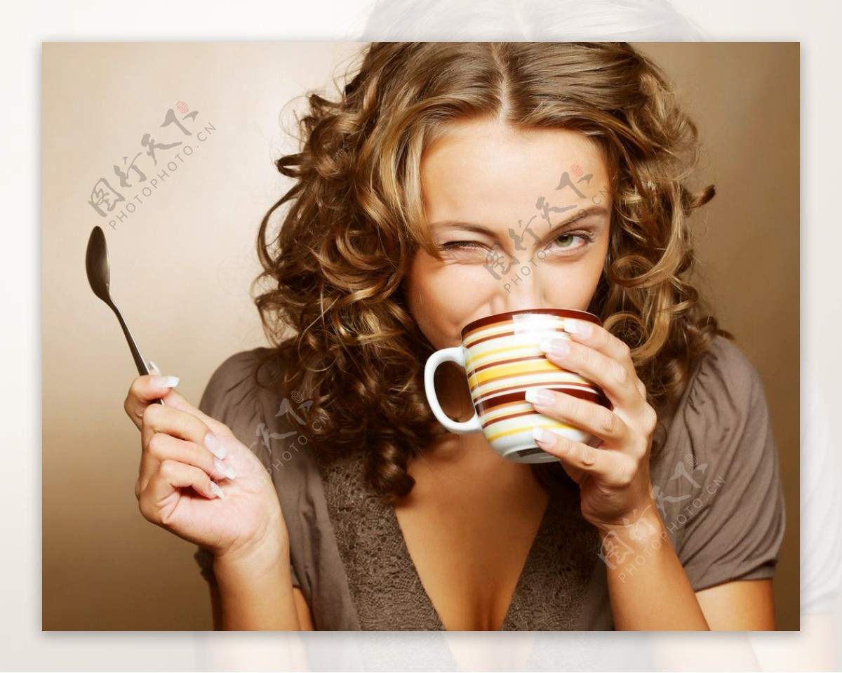 喝咖啡的女人素材-喝咖啡的女人图片素材下载-觅知网