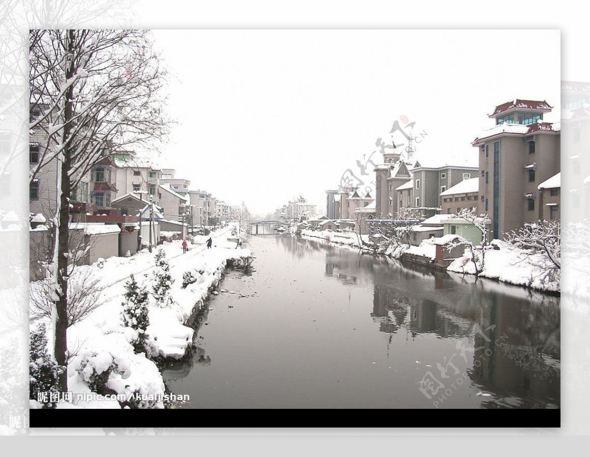 江南农村雪景图片