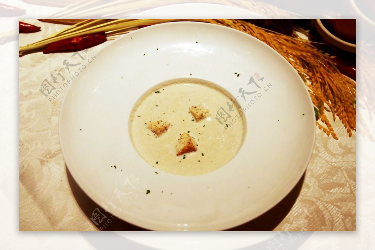 鸡丝奶油蘑菇汤怎么做_鸡丝奶油蘑菇汤的做法_美国厨娘_豆果美食