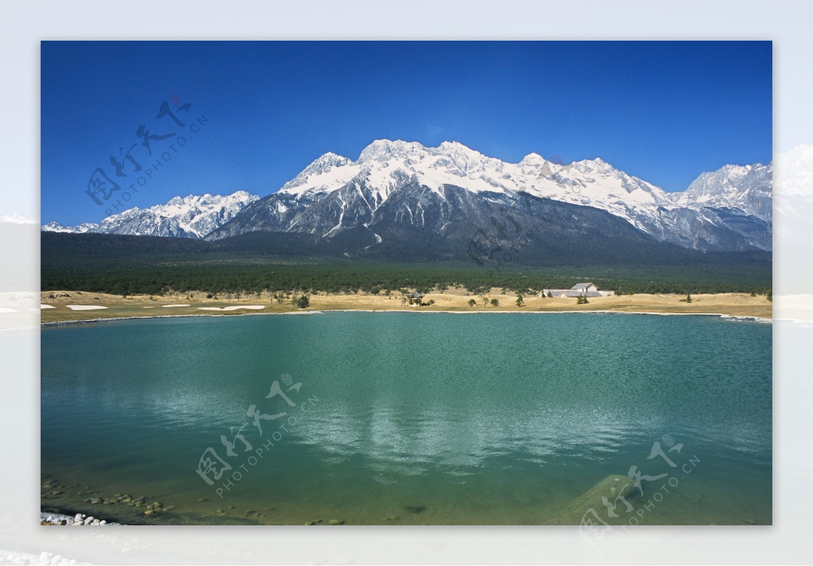 丽江玉龙雪山湖泊图片