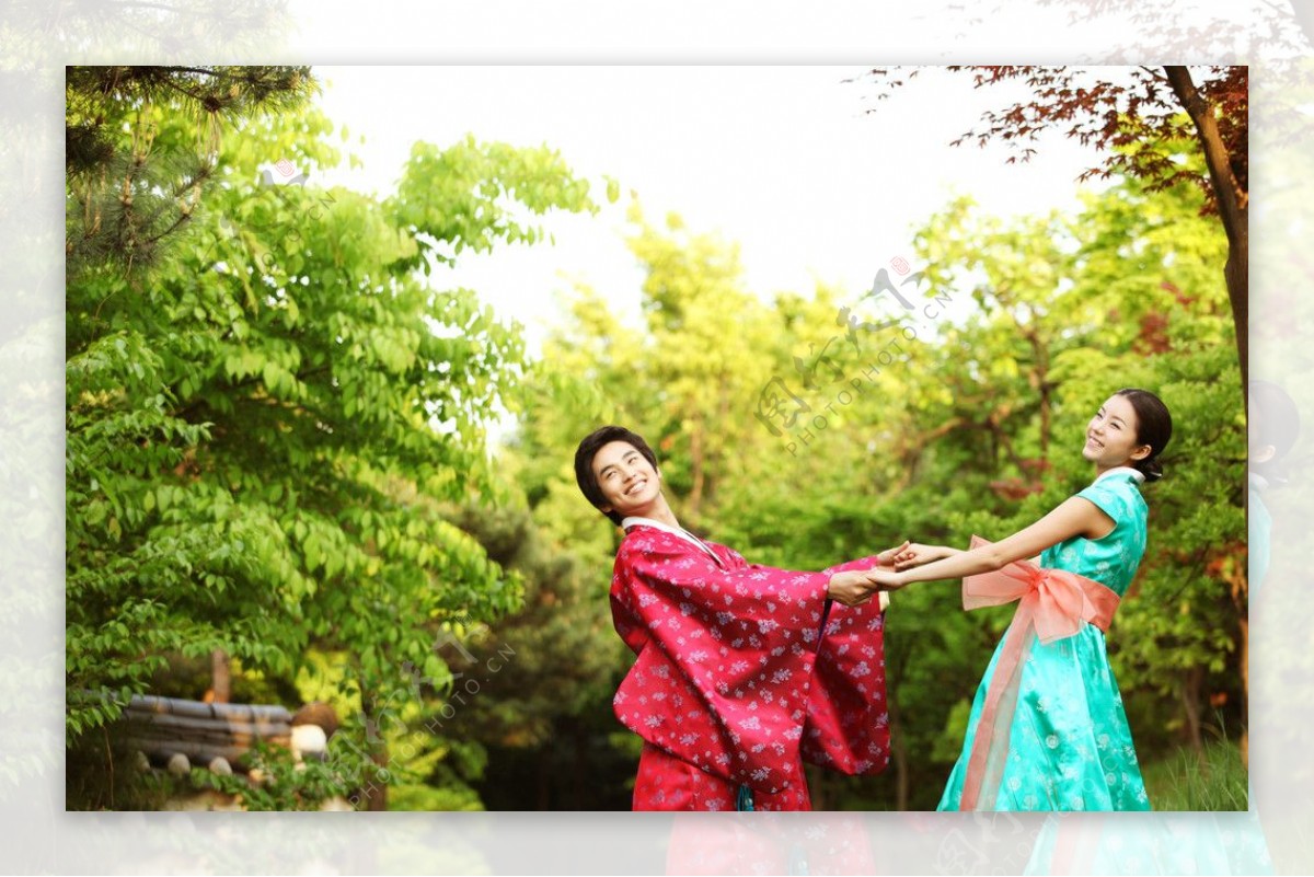 韩国喜庆古代传统服装图片