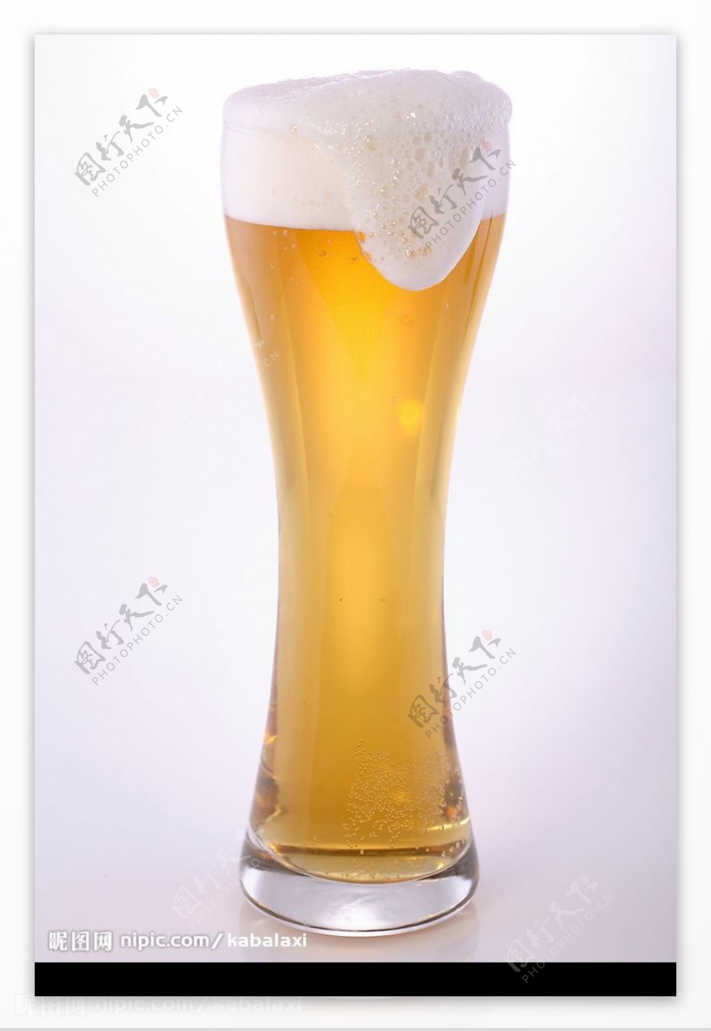 清爽啤酒高清图片