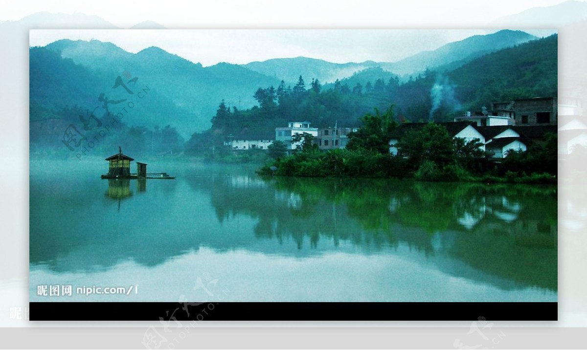 水乡烟雨图片