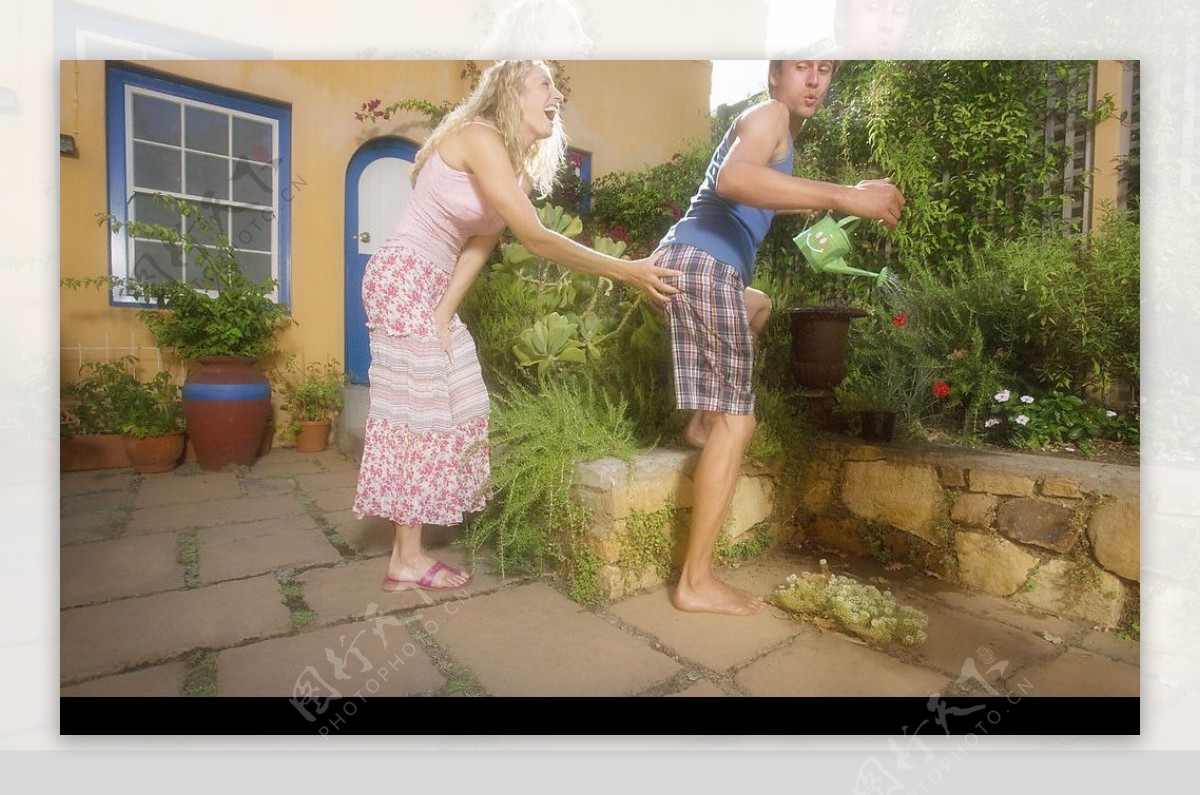 花园情侣图片