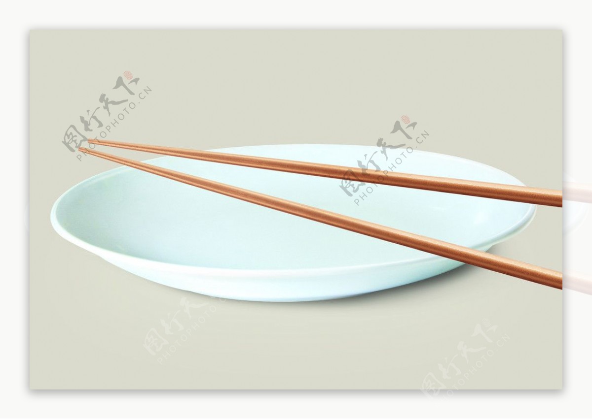 盘子筷子图片