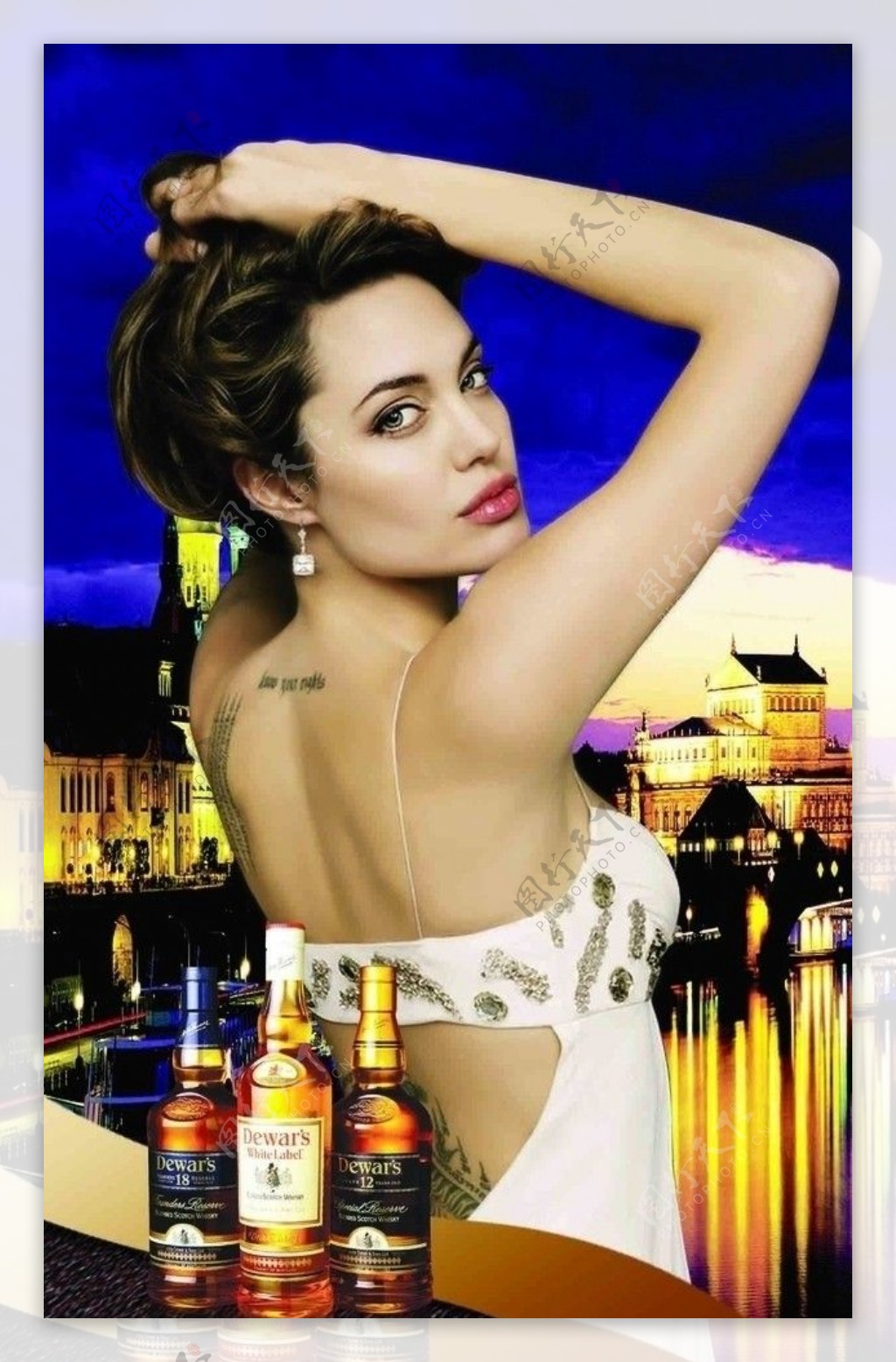 国外美女洋酒广告图片