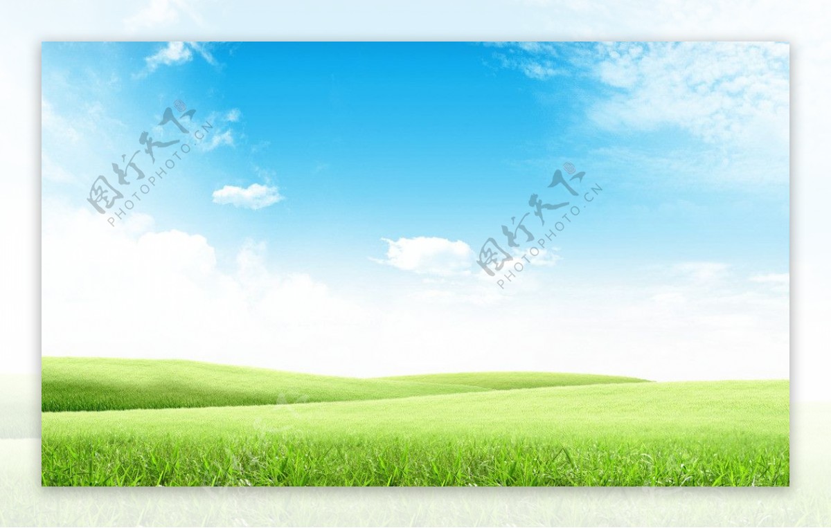 蓝天草地绿色图片