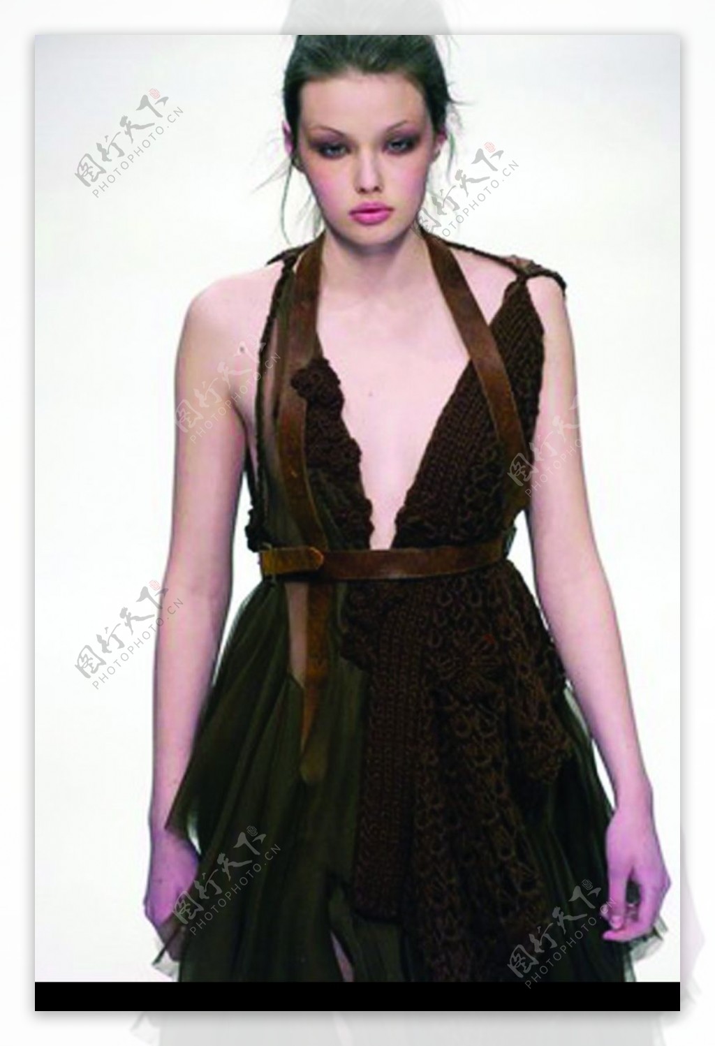 伦敦2004女装秋冬新品发布会0125