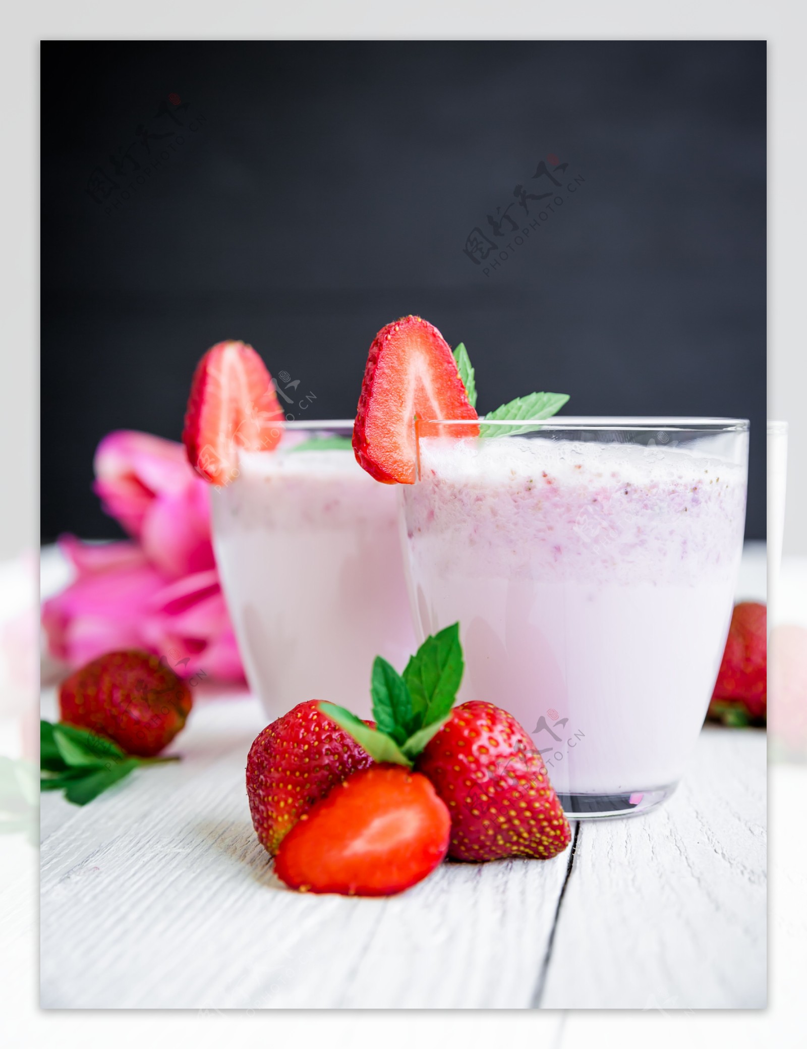 草莓冰淇凌 库存图片. 图片 包括有 草莓, 果子, 可口, 生活, 仍然, 新鲜, 夏天, 奶油, 食物 - 39626151