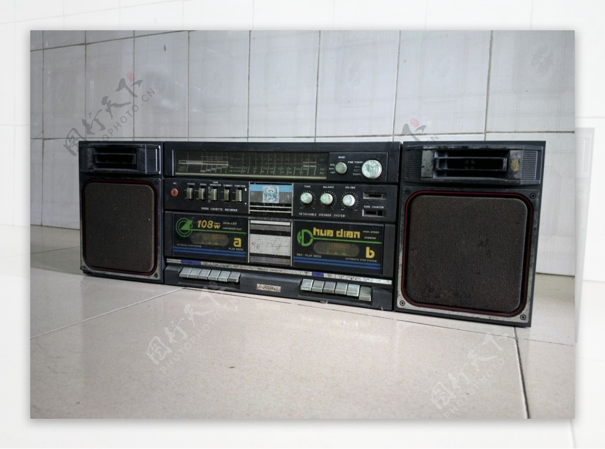 老式录音机磁带机