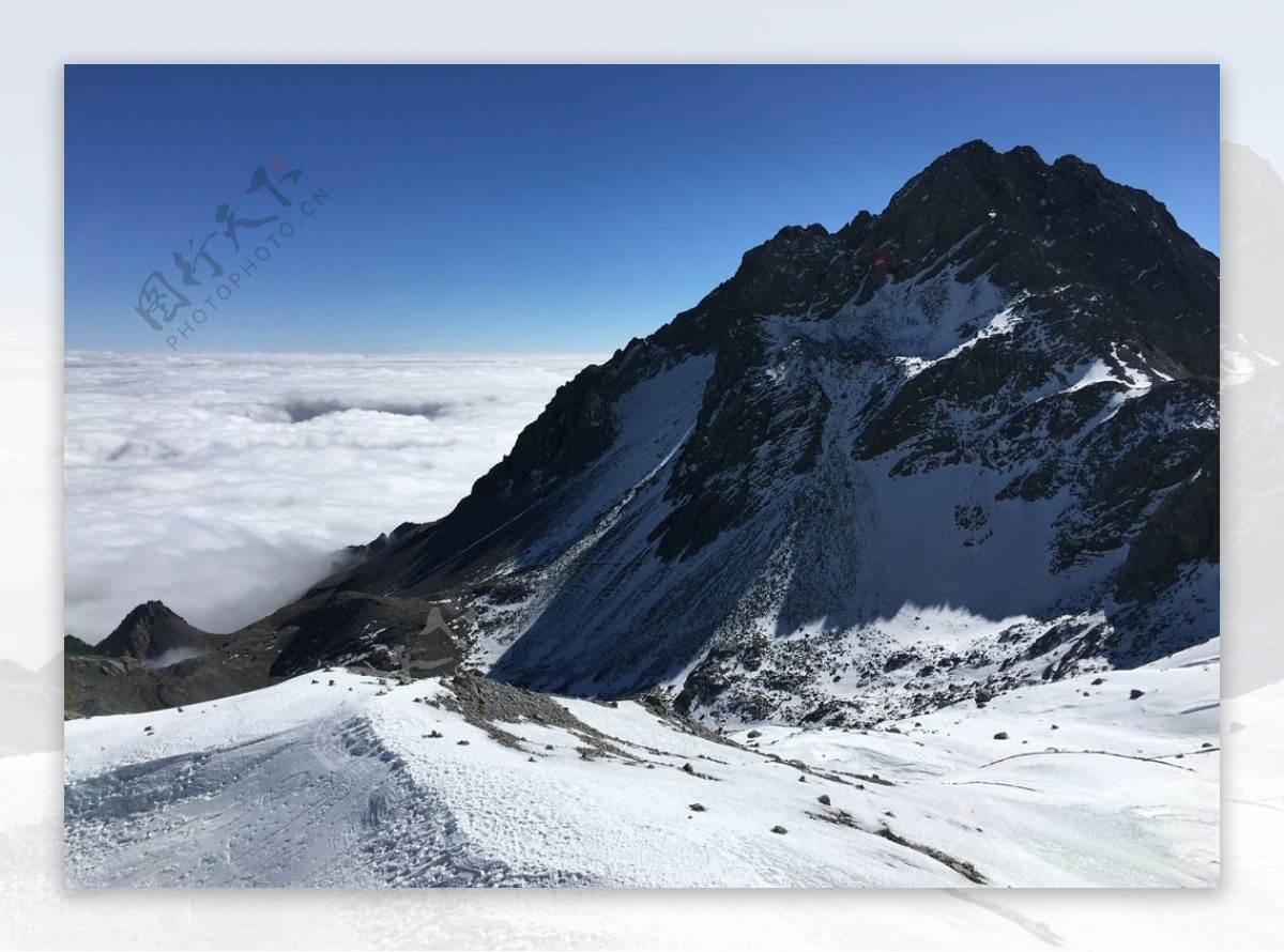 丽江雪山景