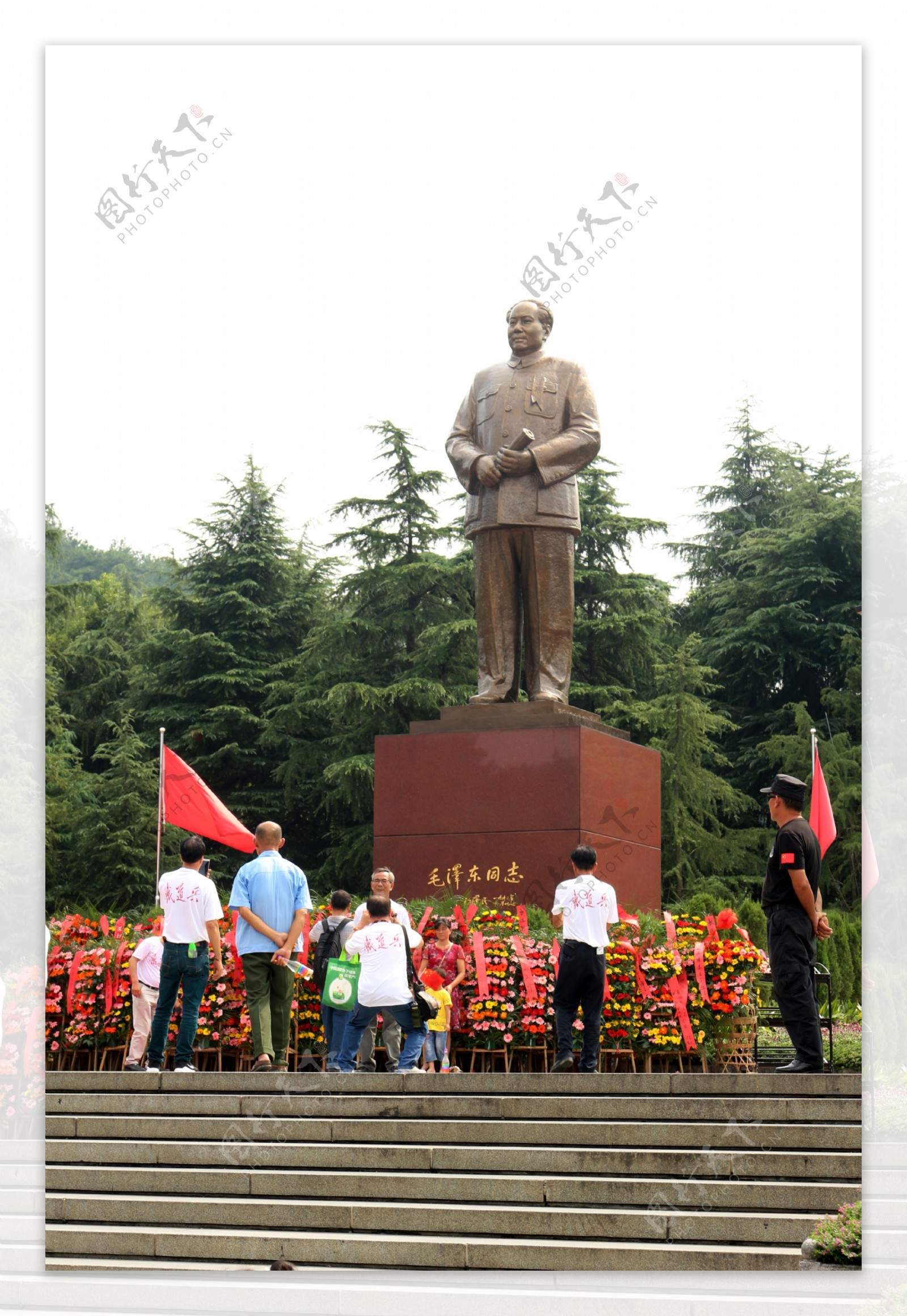 毛泽东铜像