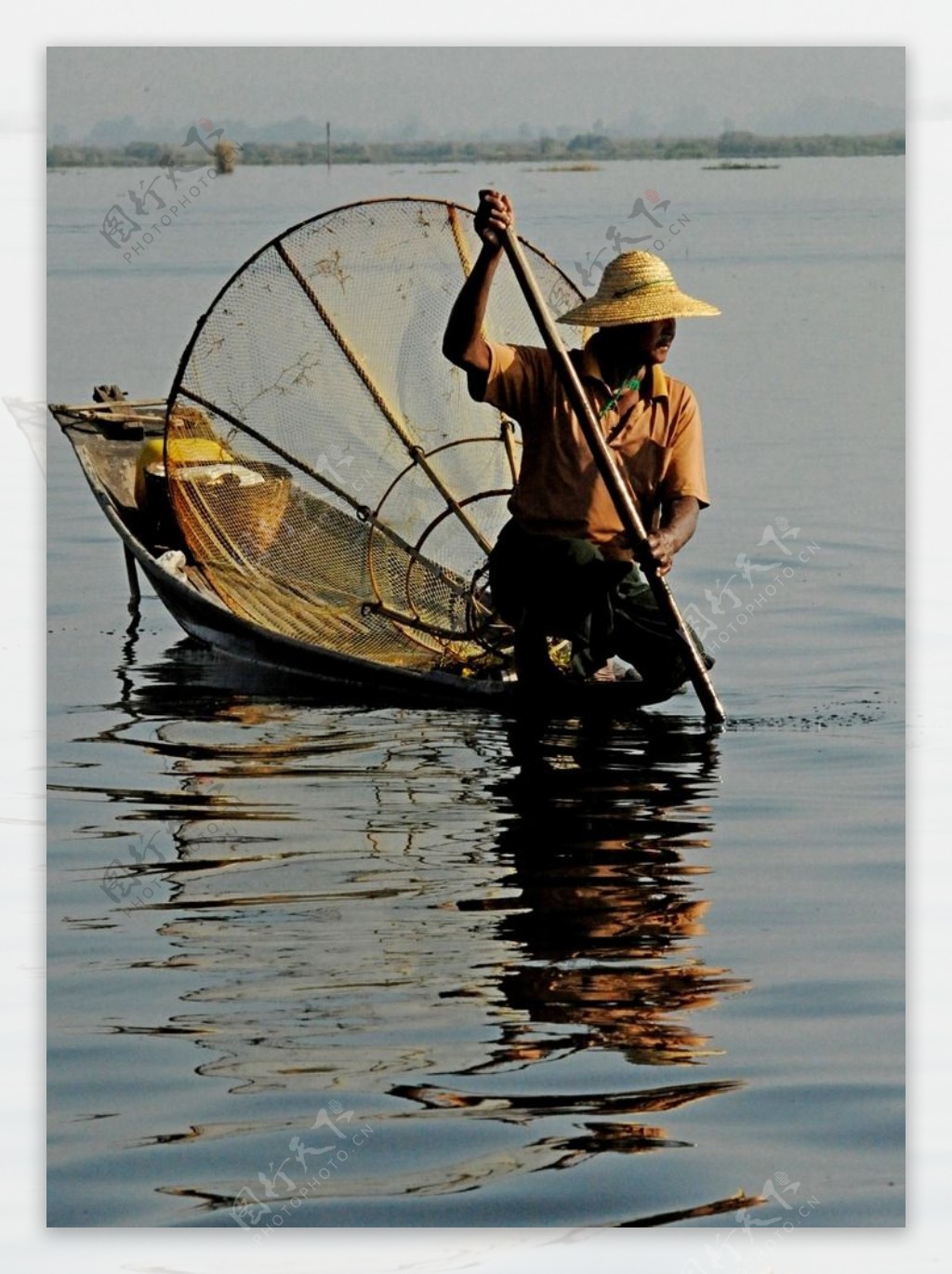 茵莱湖上的渔夫