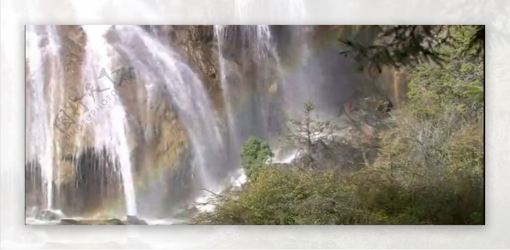 高山瀑布水雾水流流水高清实拍视频素材