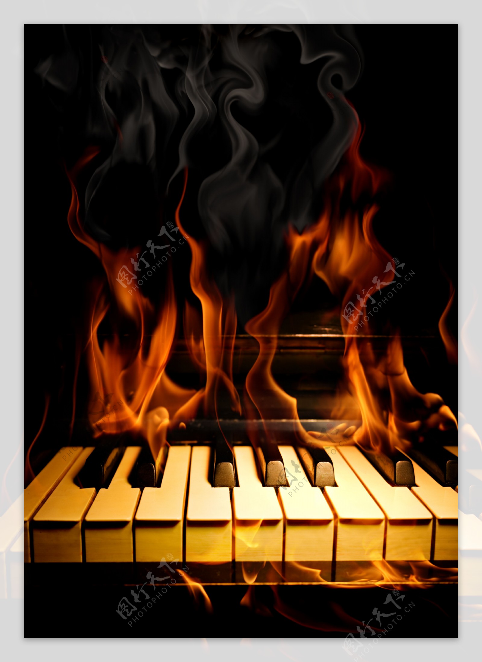 燃烧的钢琴图片