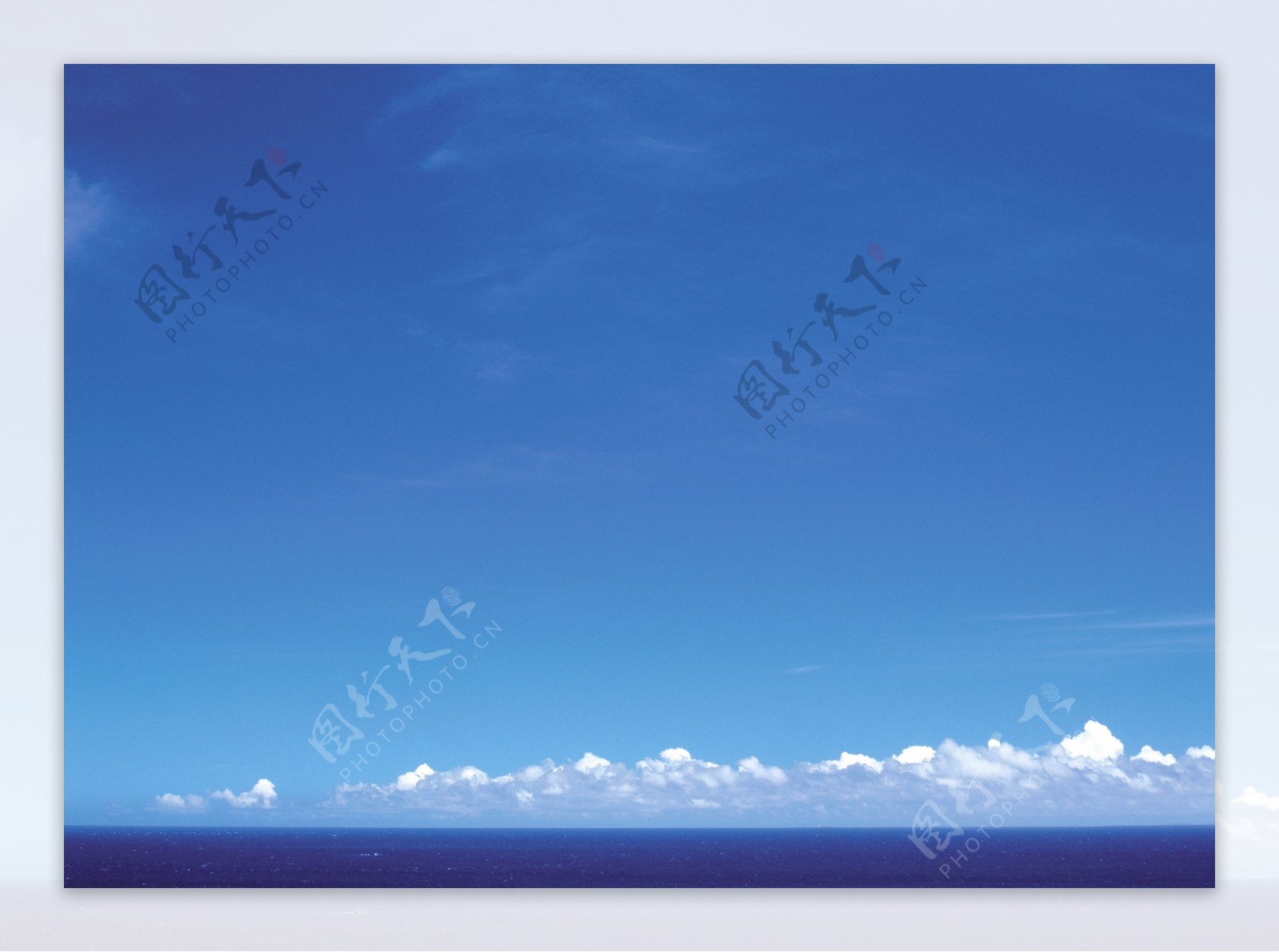 蓝天大海风景图片