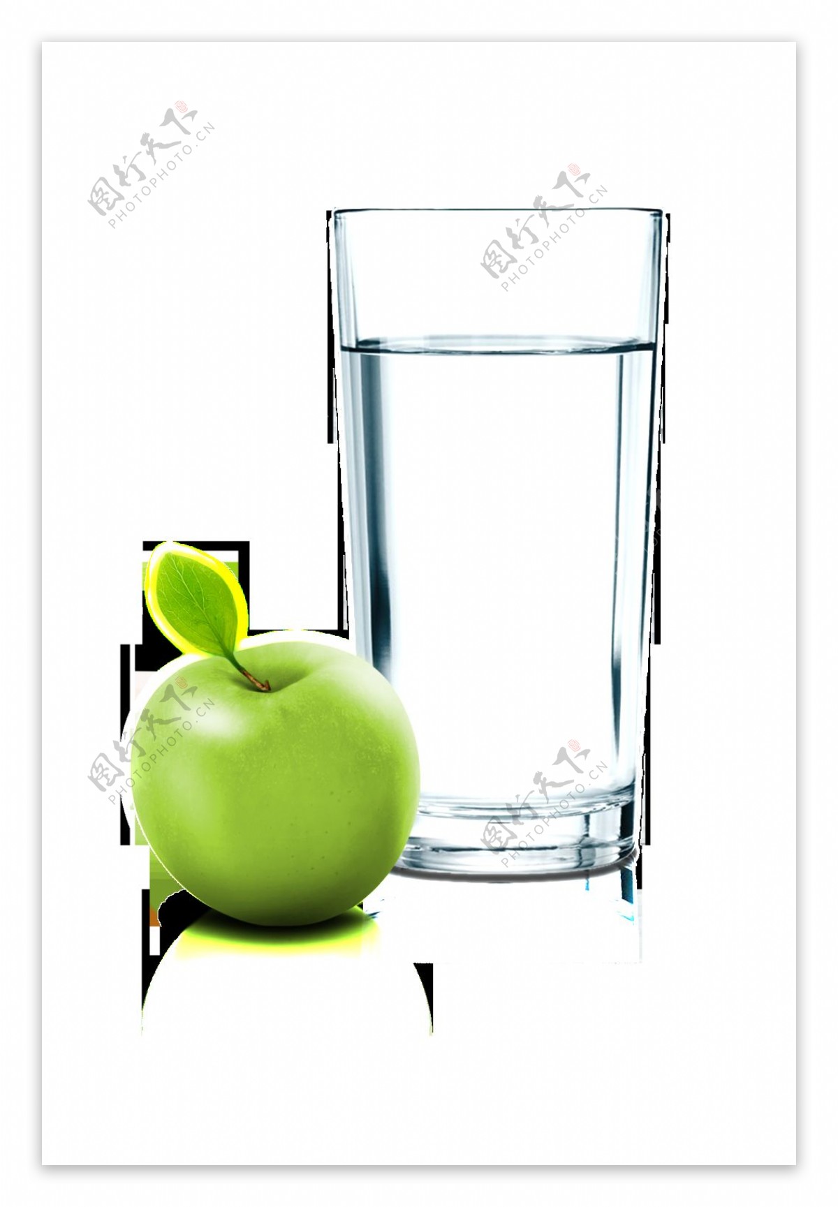 苹果和一杯水