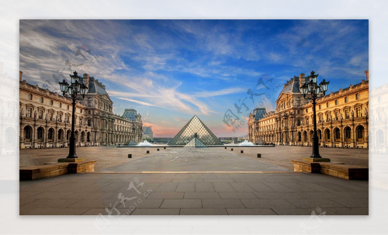 法国卢浮宫LOMO复古建筑海报背景素材图