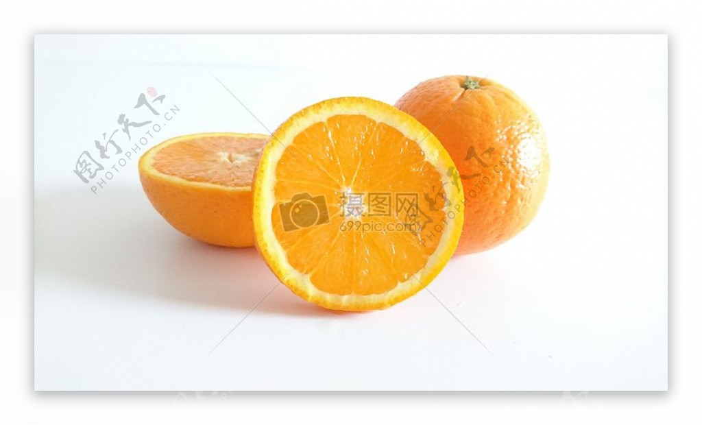 多汁的新鲜橘子