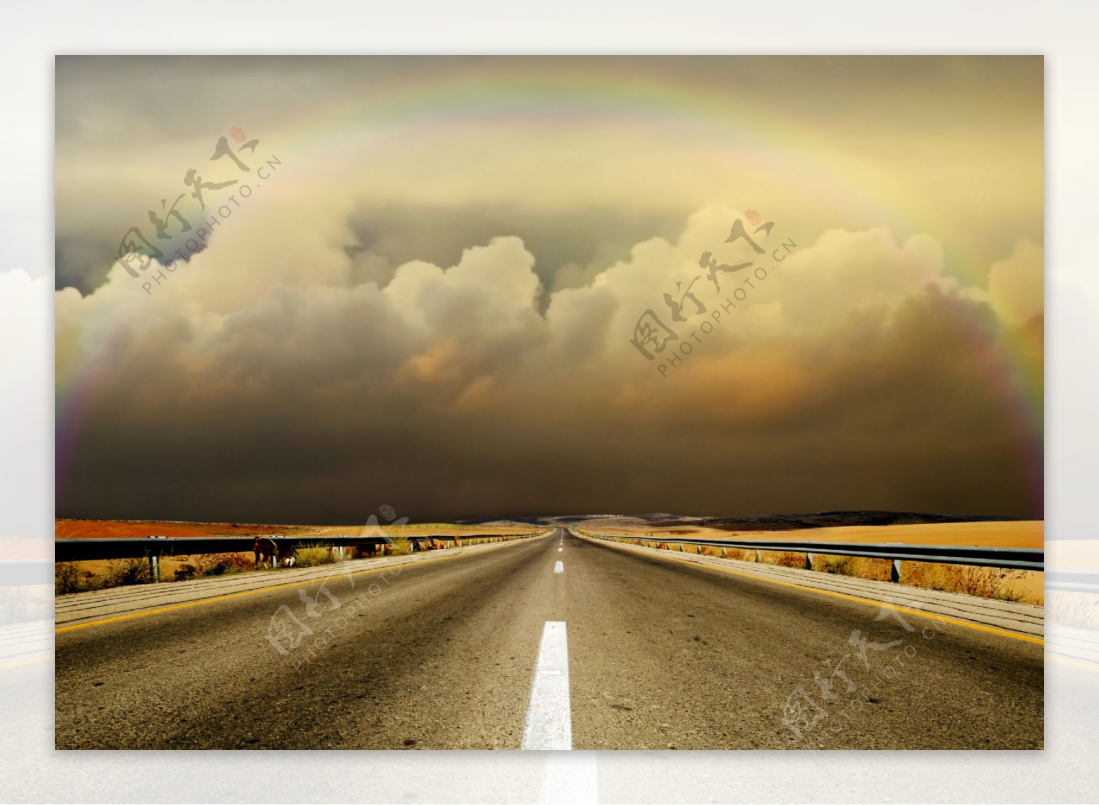 彩虹与马路图片