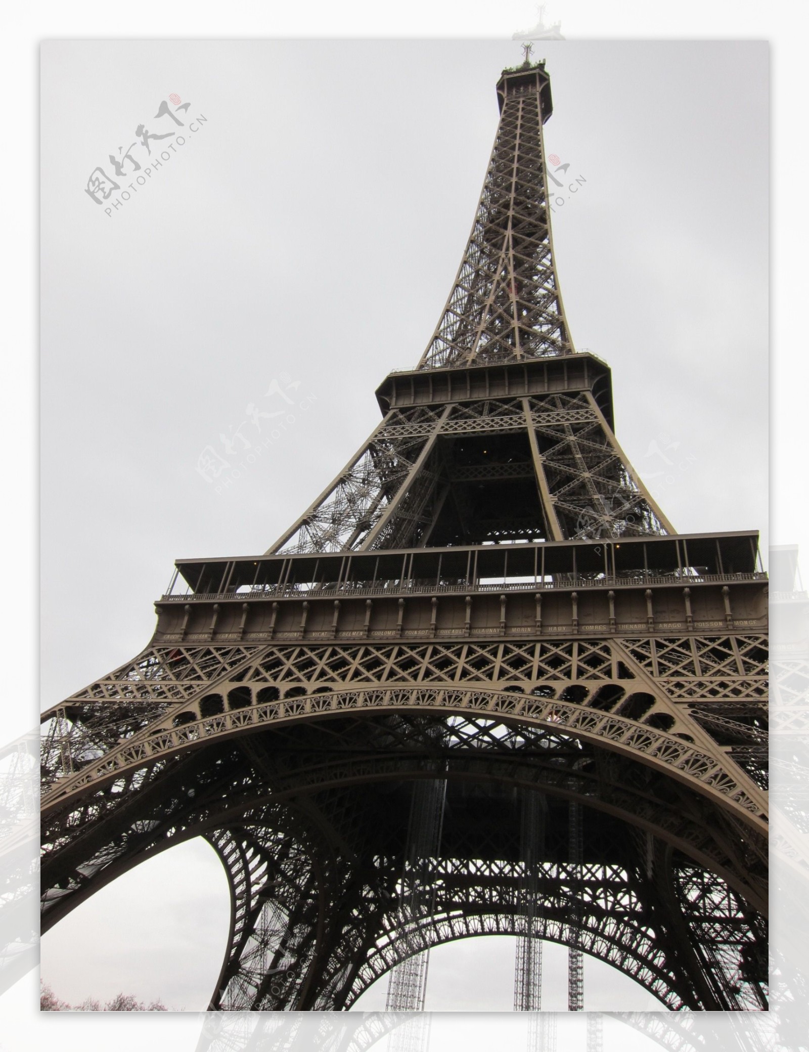 唯美巴黎埃菲尔铁塔图片