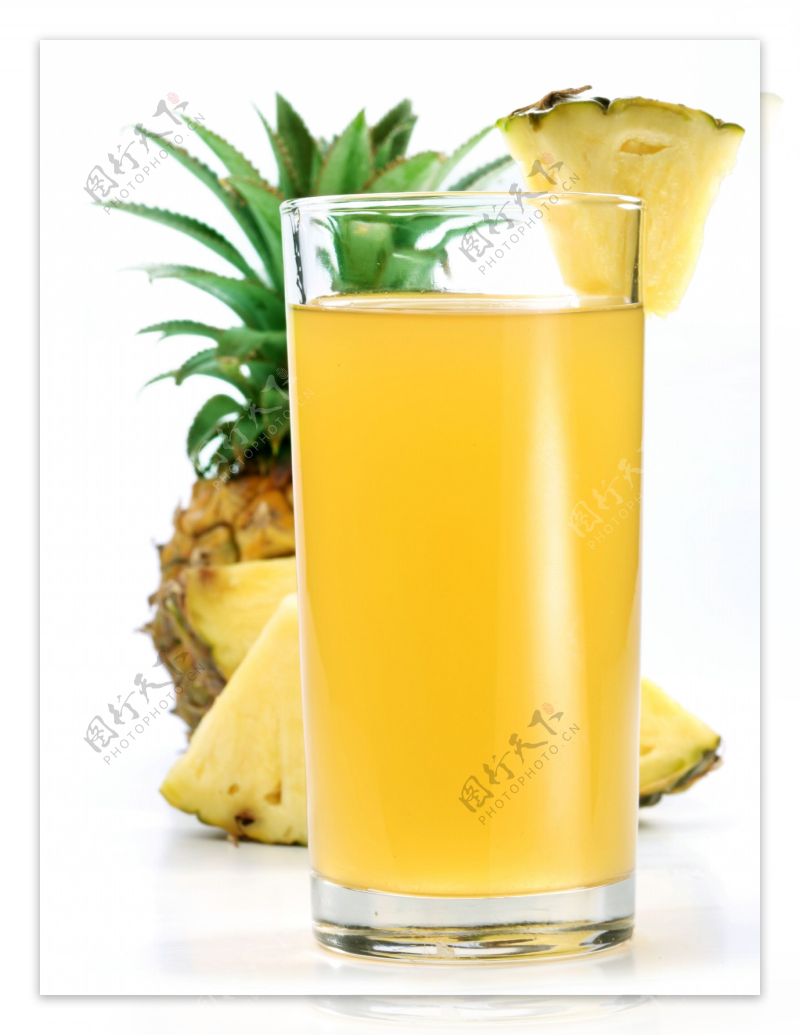 菠萝汁与菠萝图片