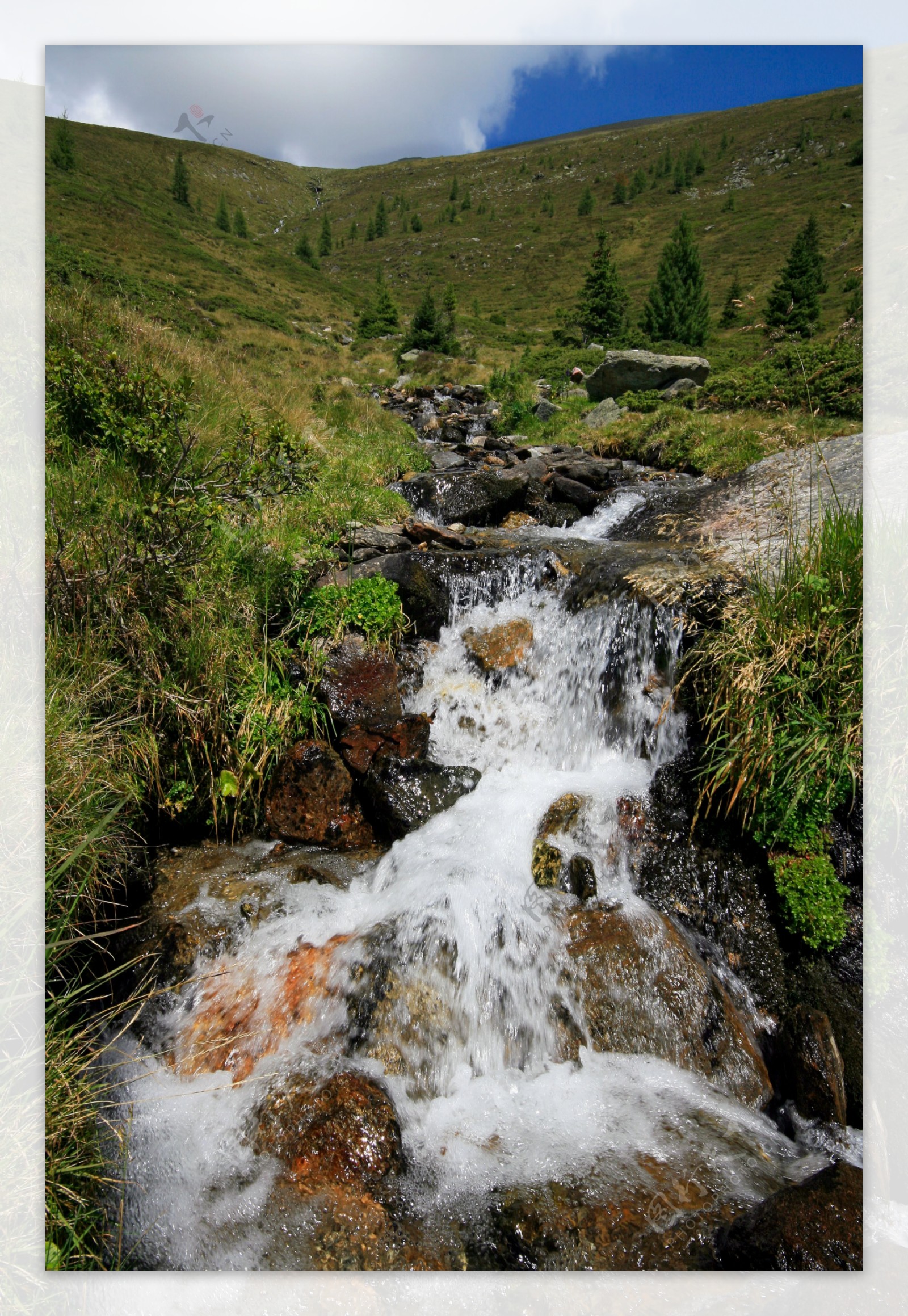 山间水涧