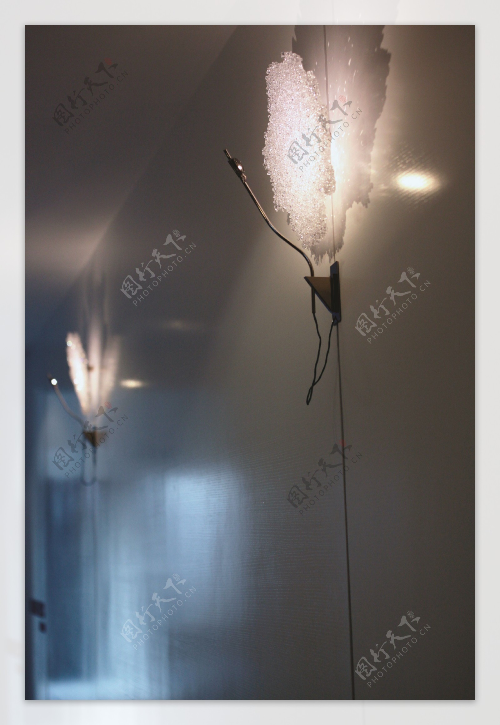 现代简约室内壁灯设计图