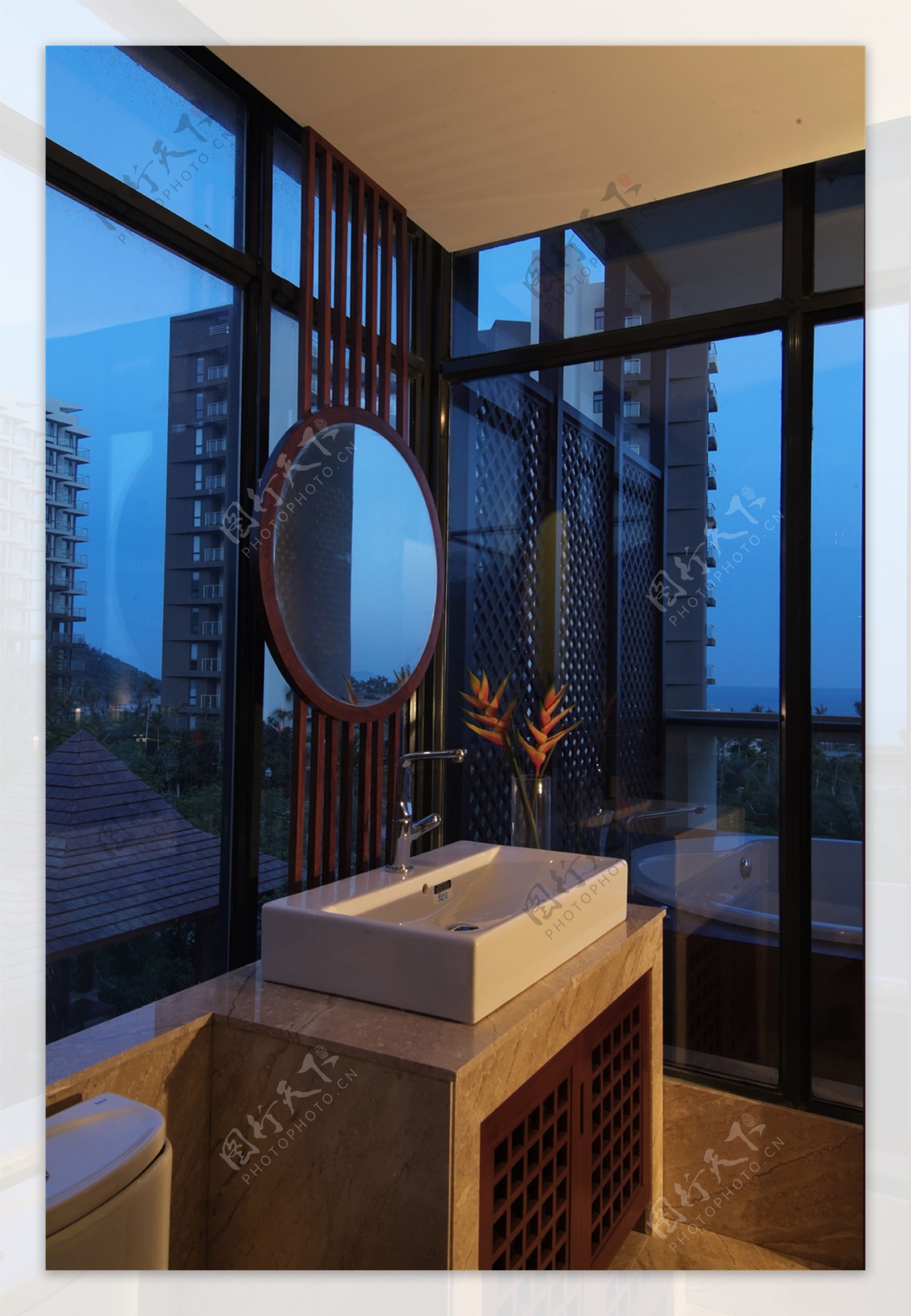 新中式家居室内阳台装修效果图