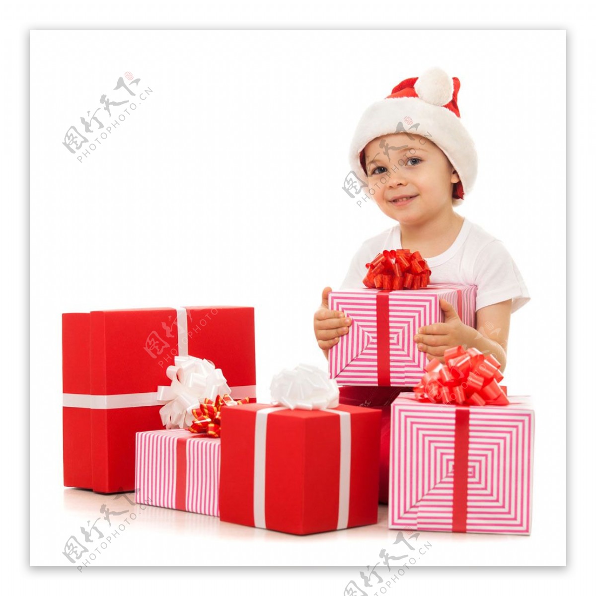 圣诞小孩与礼盒图片