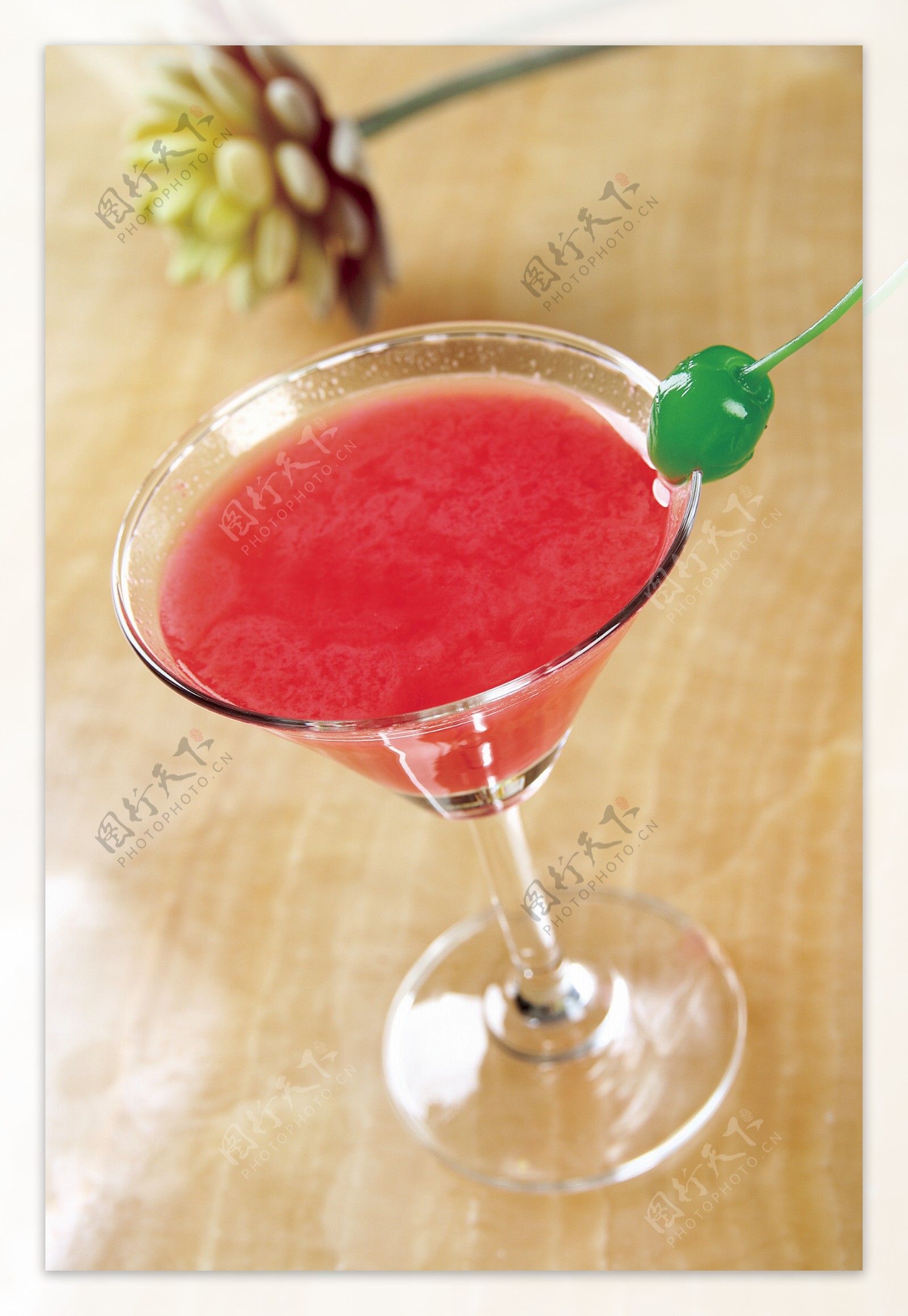 果汁西瓜汁青梅图片