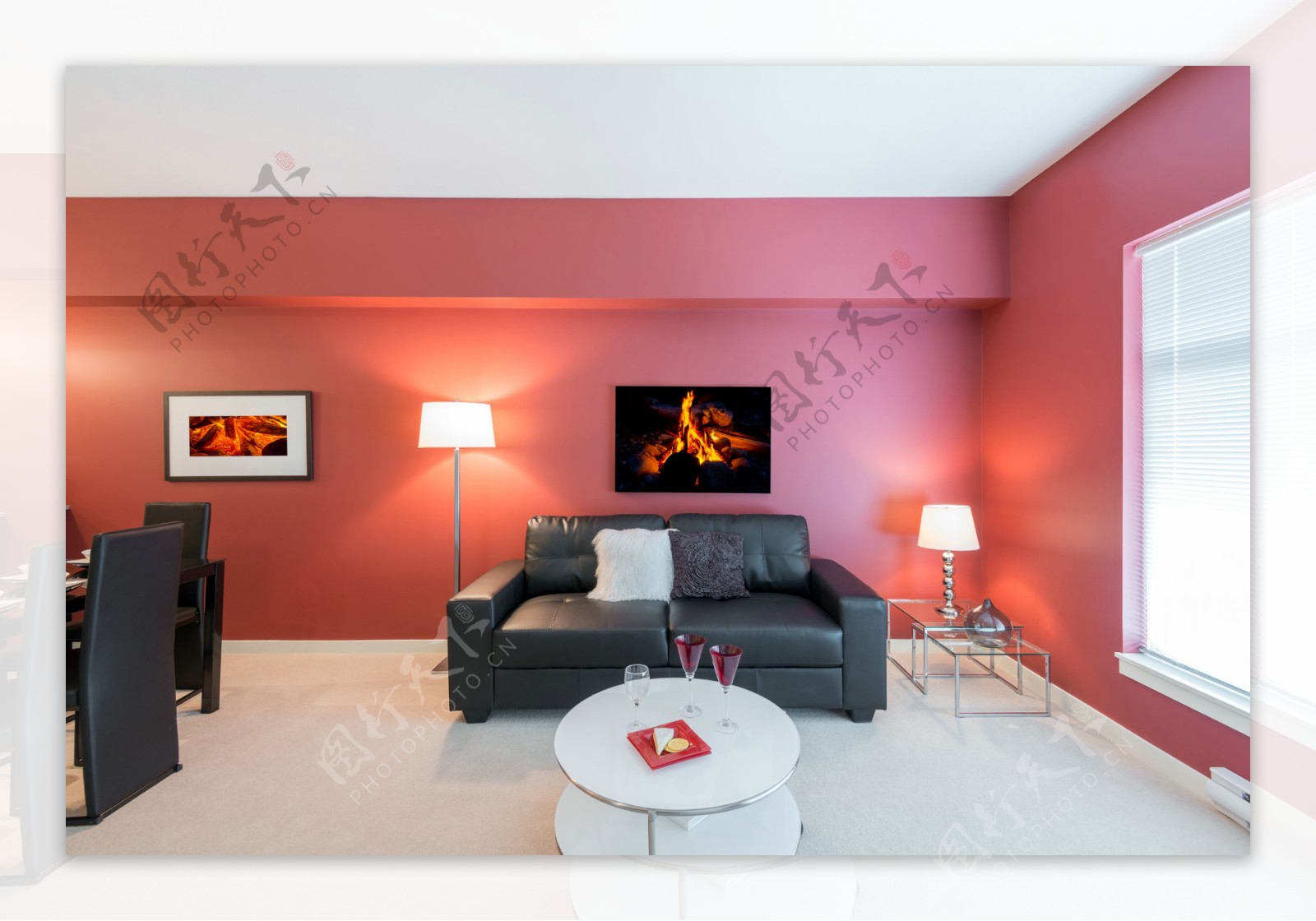 暖色系客厅设计图片