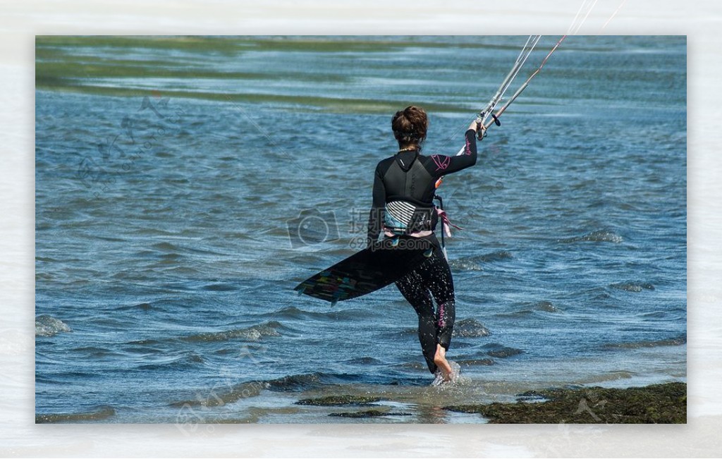 风筝冲浪