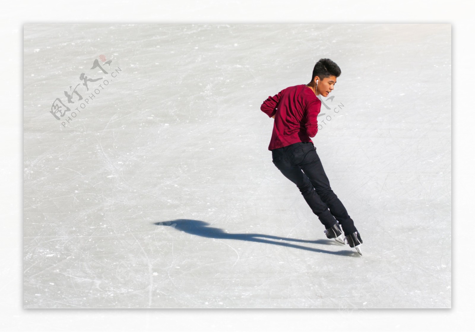 专业溜冰的职业人物图片