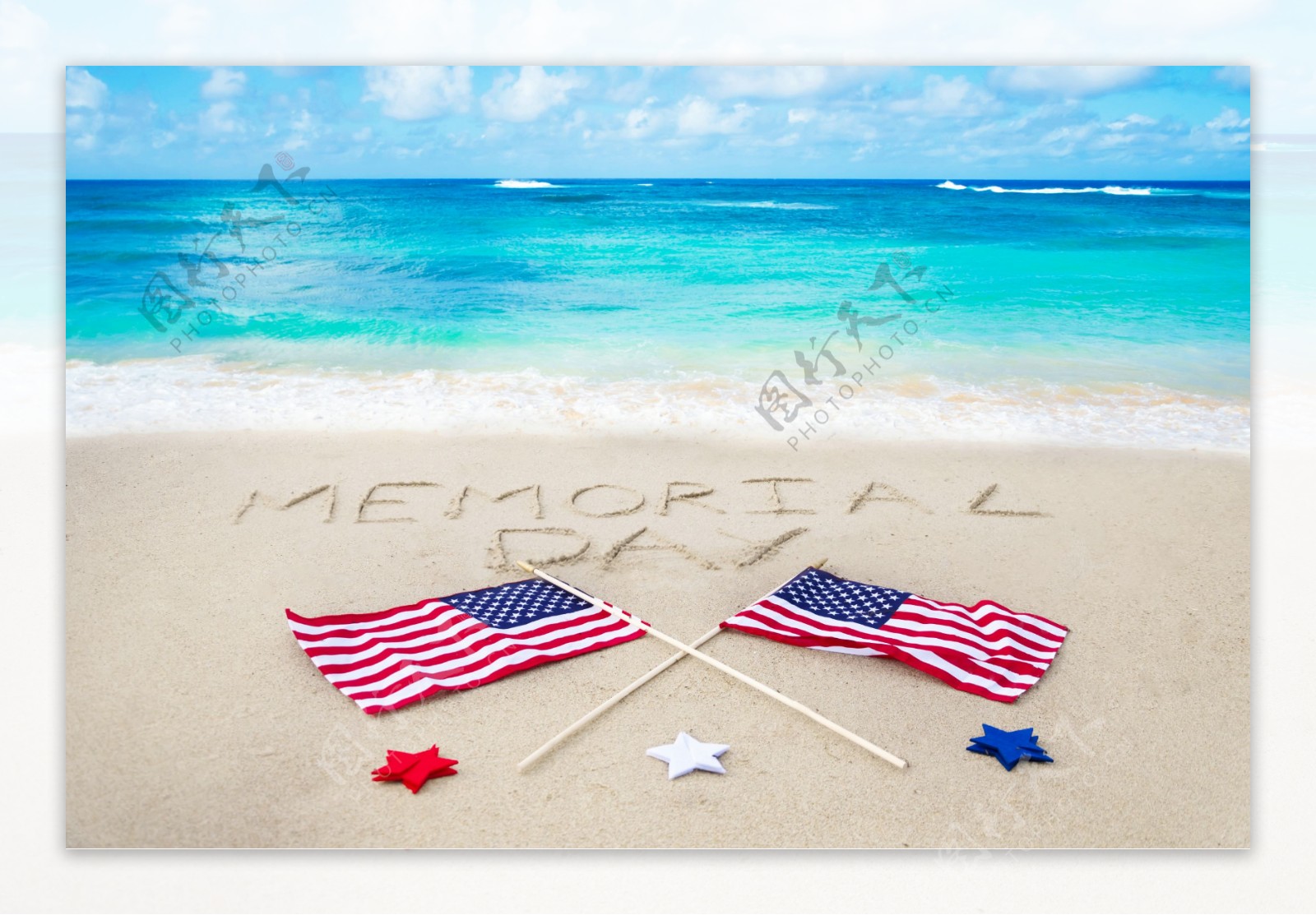 放在沙滩上的美国国旗