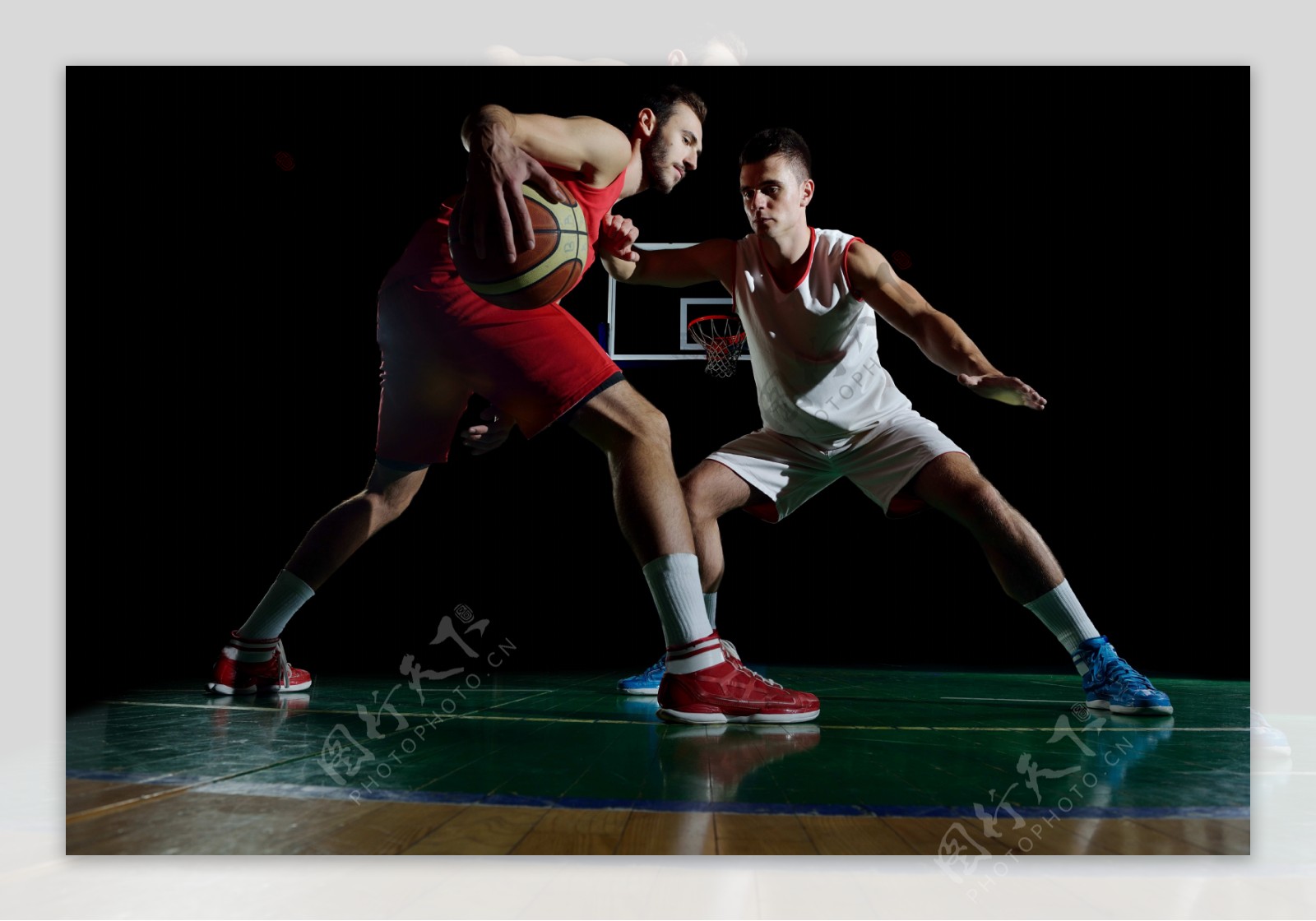 篮球比赛摄影图片