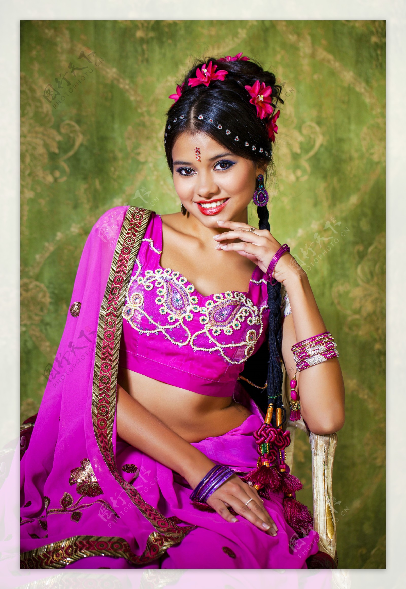 性感印度裙装美女图片