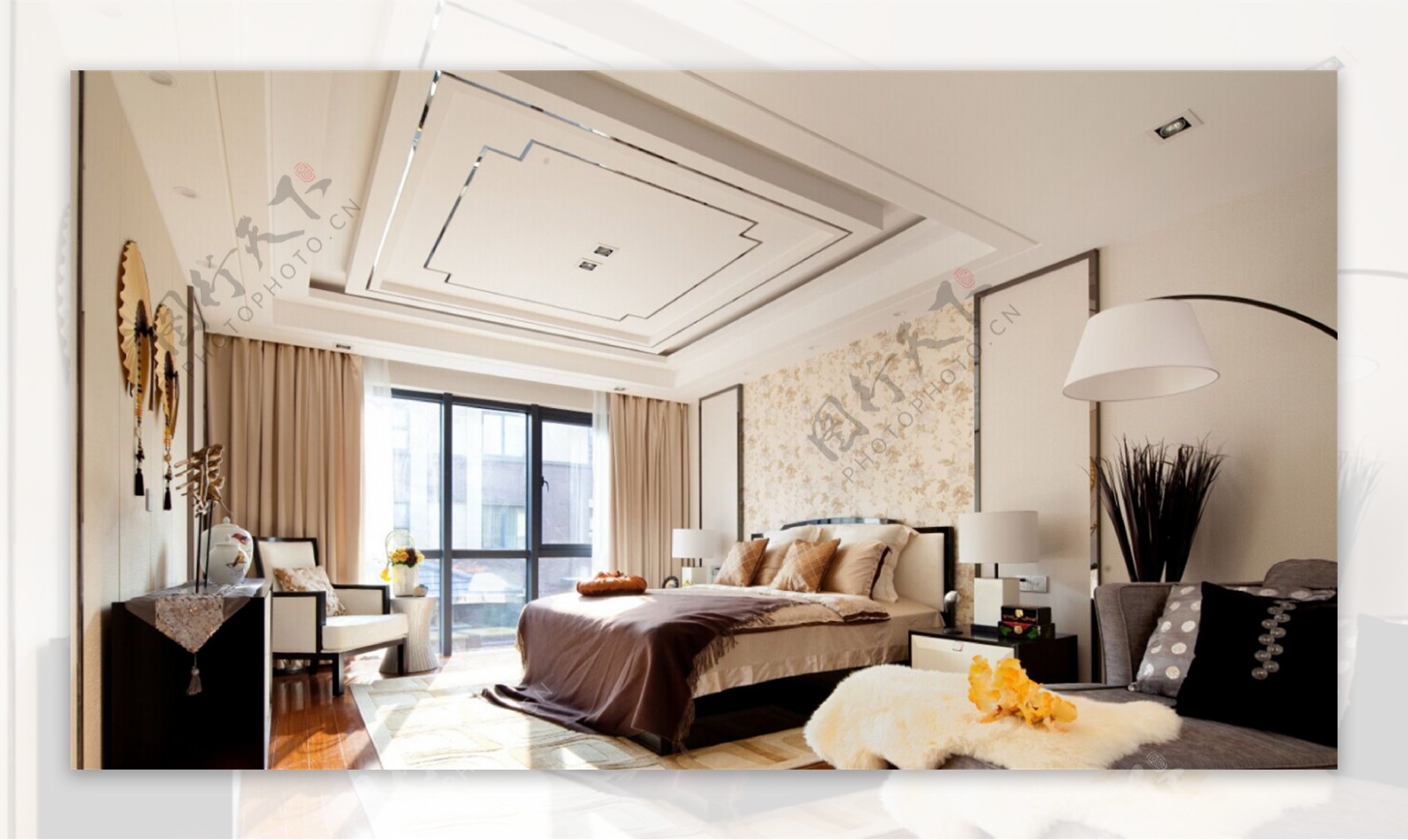 新中式时尚卧室大床落地窗设计图