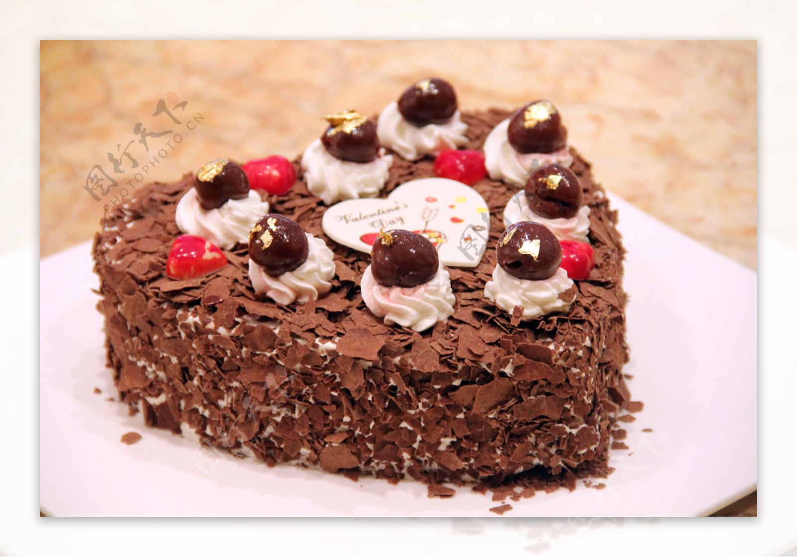 情人节巧克力蛋糕图片