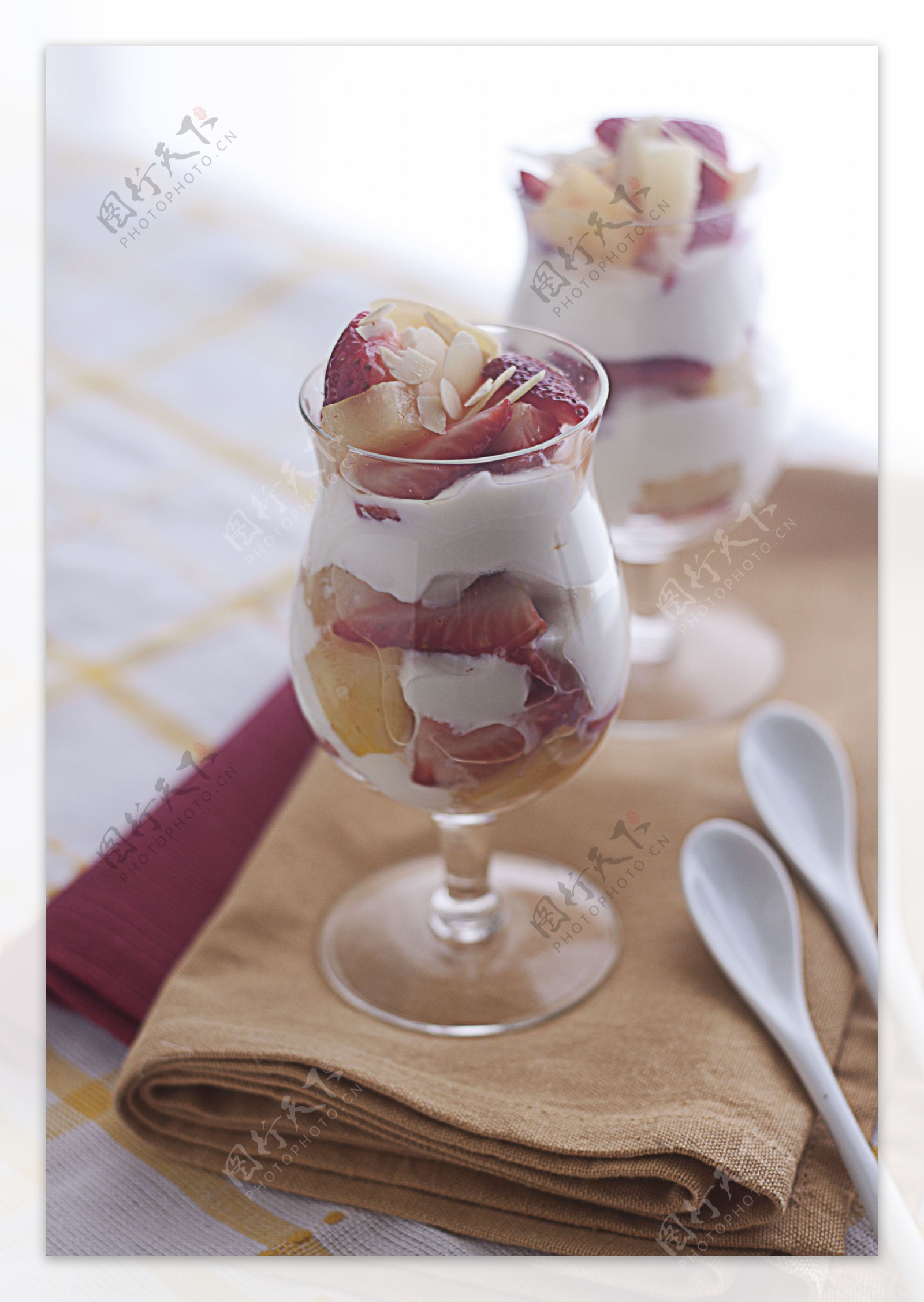 水果芭菲-冰淇淋海报600*900图片-图行天下素材网