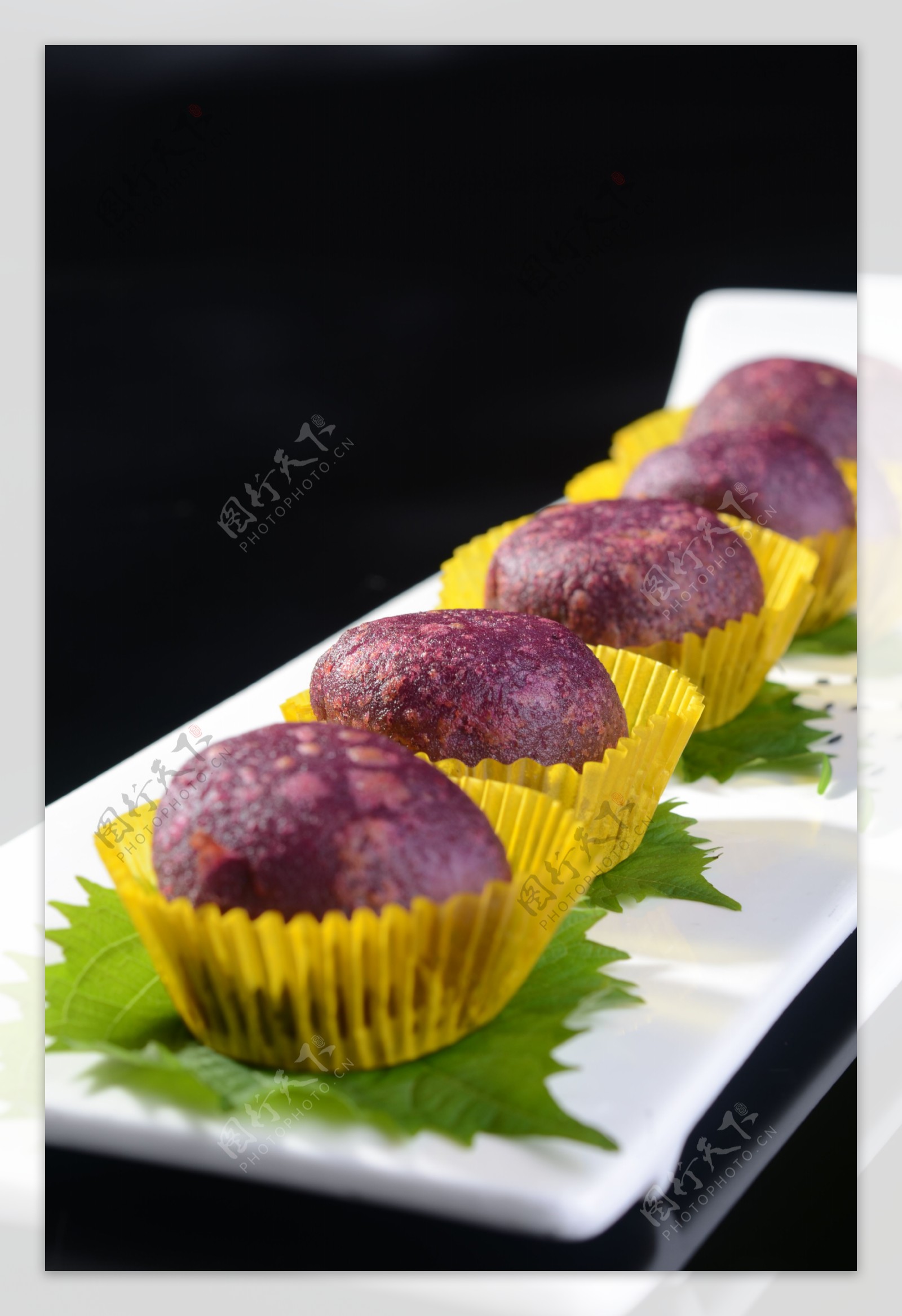 紫薯奶油球图片