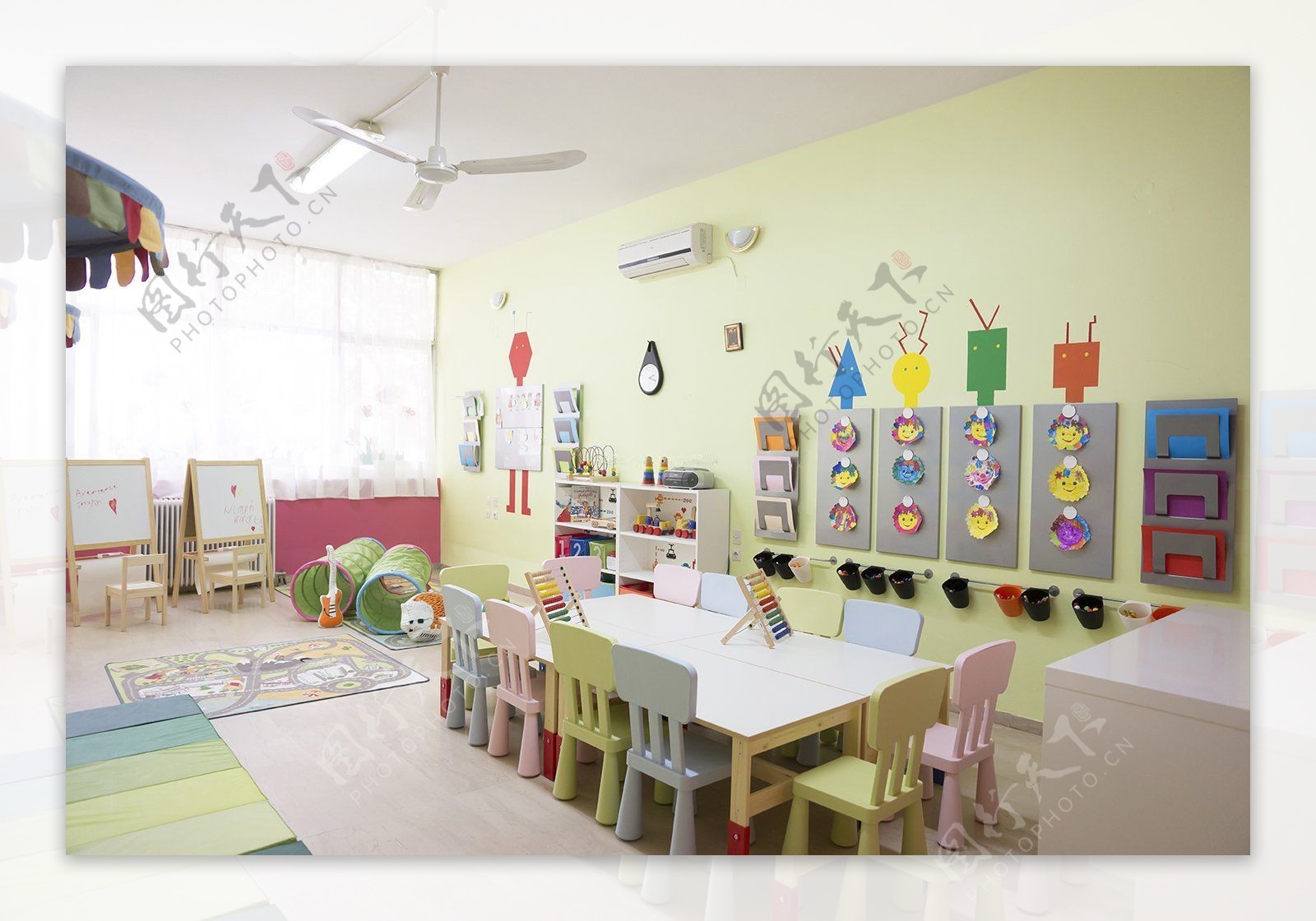 现代高档幼儿园室内工装设计图