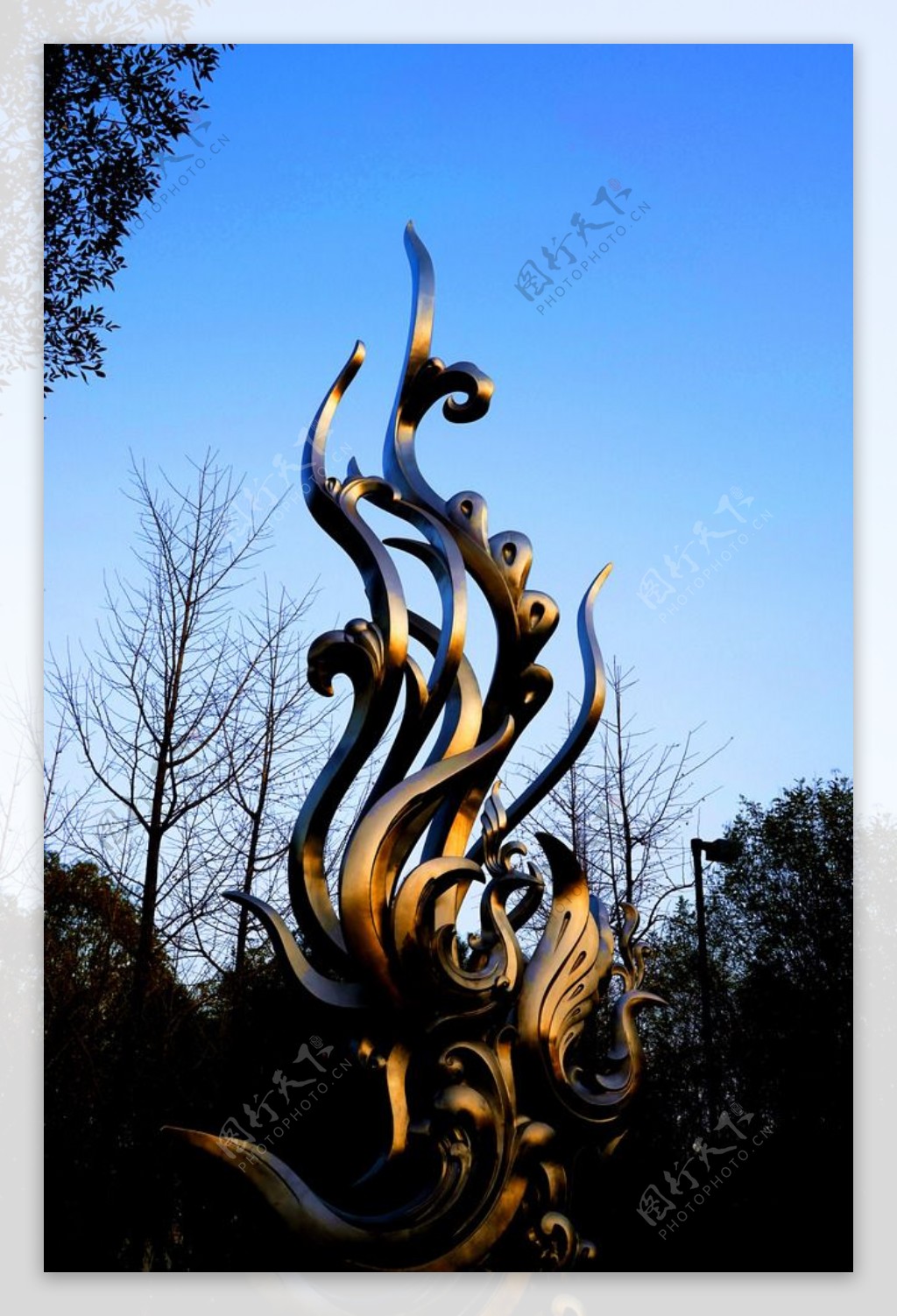 韩美林雕塑